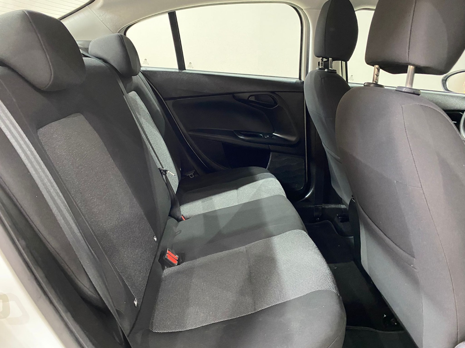 2023 Dizel Manuel Fiat Egea Beyaz Gürel Tasarım Aksesuar Otomotiv San. Tic. Ltd. Şti.