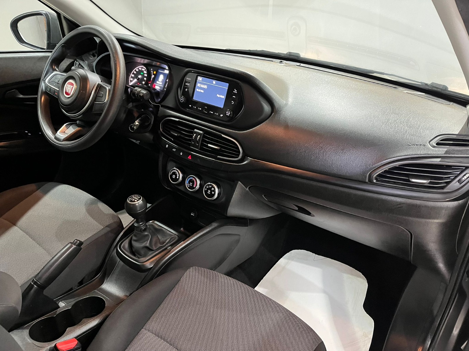 2024 Benzin Manuel Fiat Egea Mavi Gürel Tasarım Aksesuar Otomotiv San. Tic. Ltd. Şti.