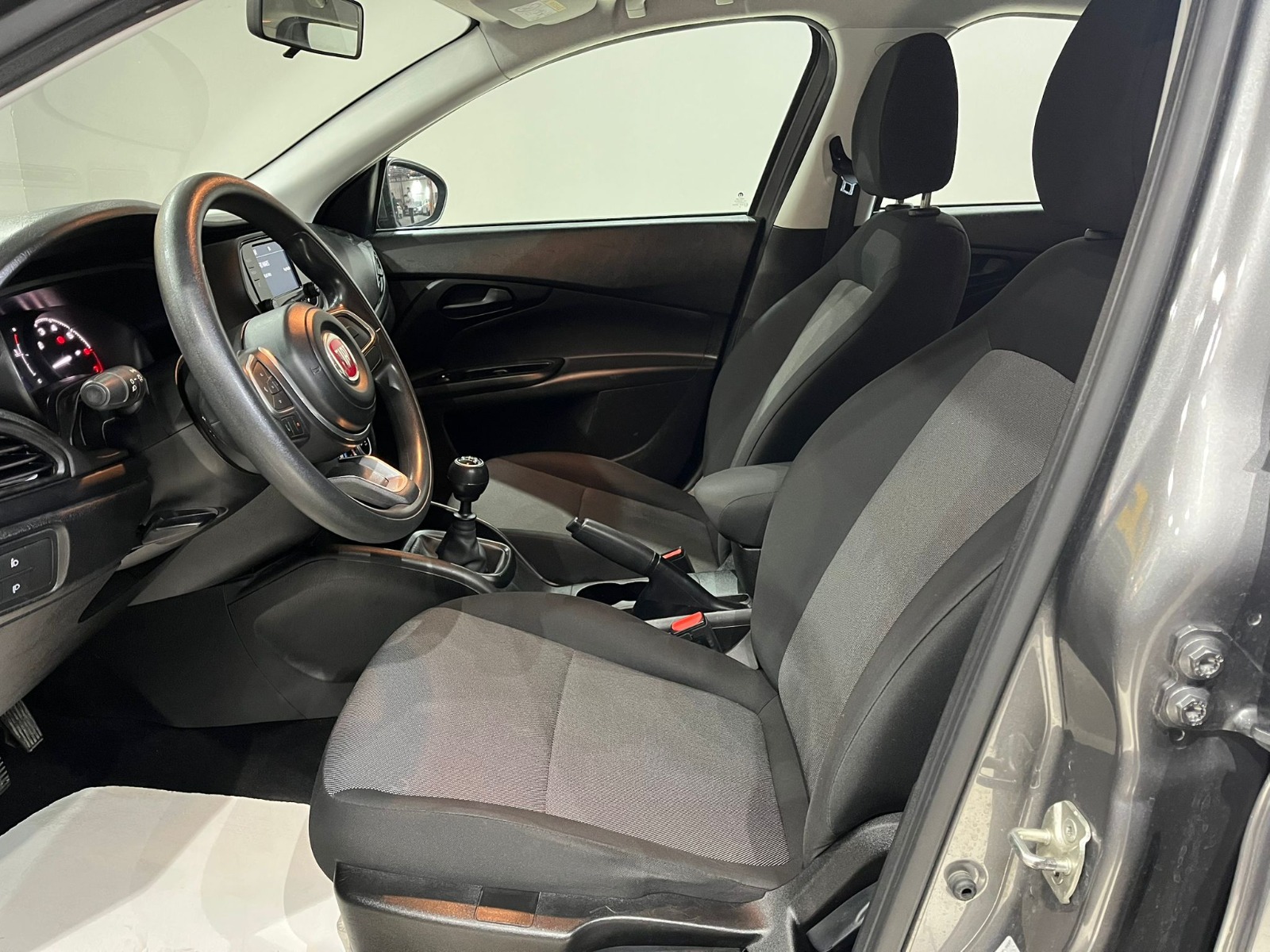 2024 Benzin Manuel Fiat Egea Mavi Gürel Tasarım Aksesuar Otomotiv San. Tic. Ltd. Şti.