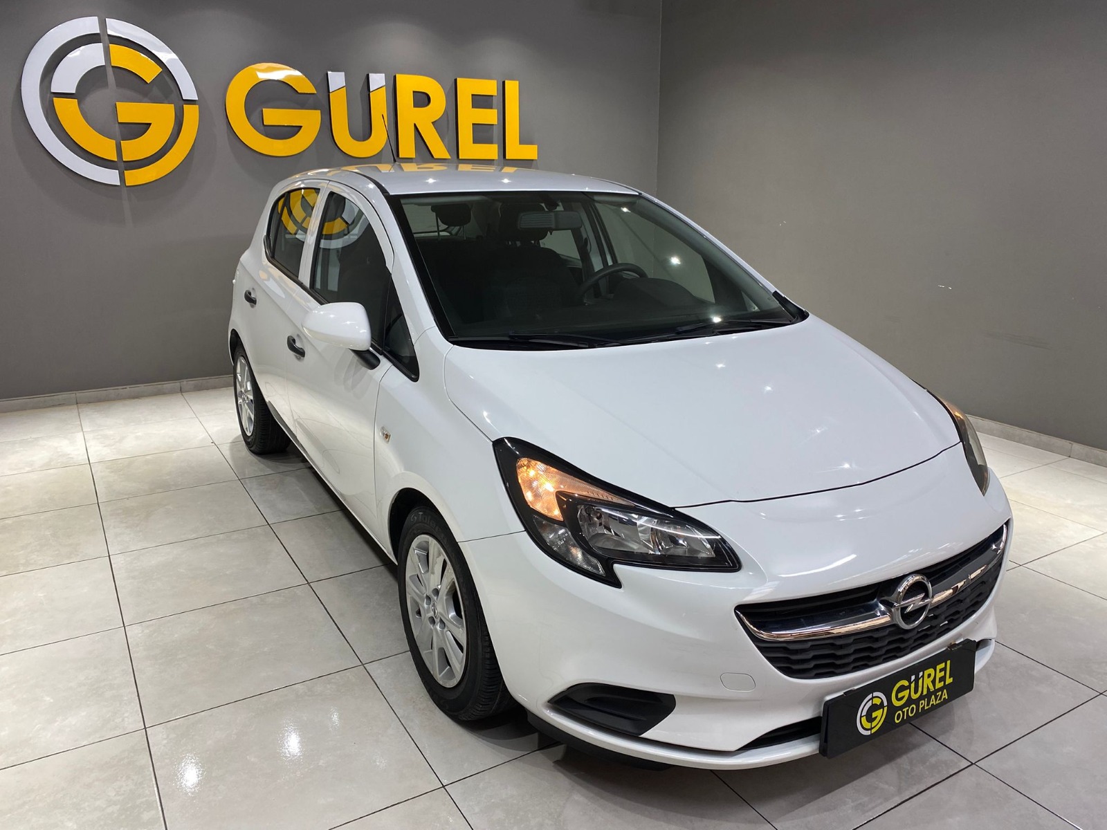 TaksitliOto.Net | 2.El Opel Corsa Hatchback 1.2 Essentia | Manuel & Benzin | Beyaz | İzmir.2el 2016 Benzin Manuel Opel Corsa Beyaz Gürel Tasarım Aksesuar Otomotiv San. Tic. Ltd. Şti.