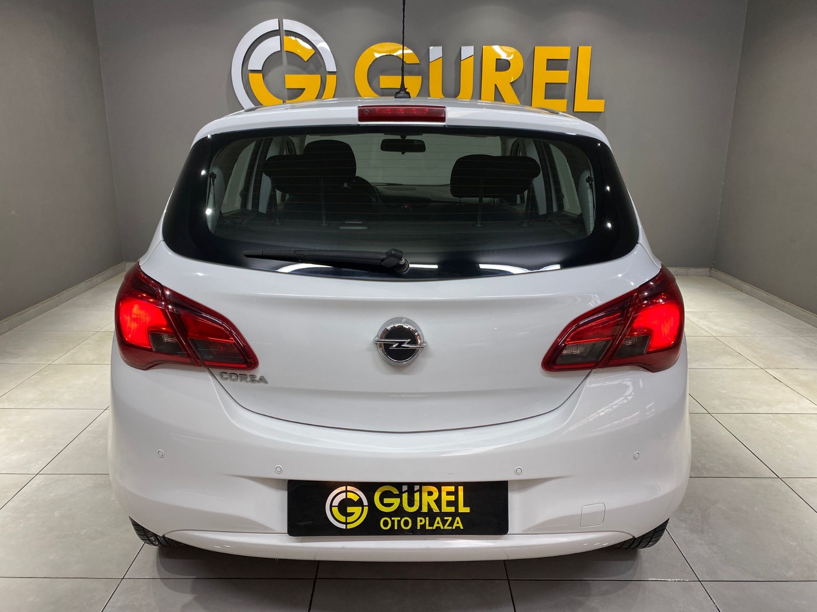 TaksitliOto.Net | 2.El Opel Corsa Hatchback 1.2 Essentia | Manuel & Benzin | Beyaz | İzmir.2el 2016 Benzin Manuel Opel Corsa Beyaz Gürel Tasarım Aksesuar Otomotiv San. Tic. Ltd. Şti.
