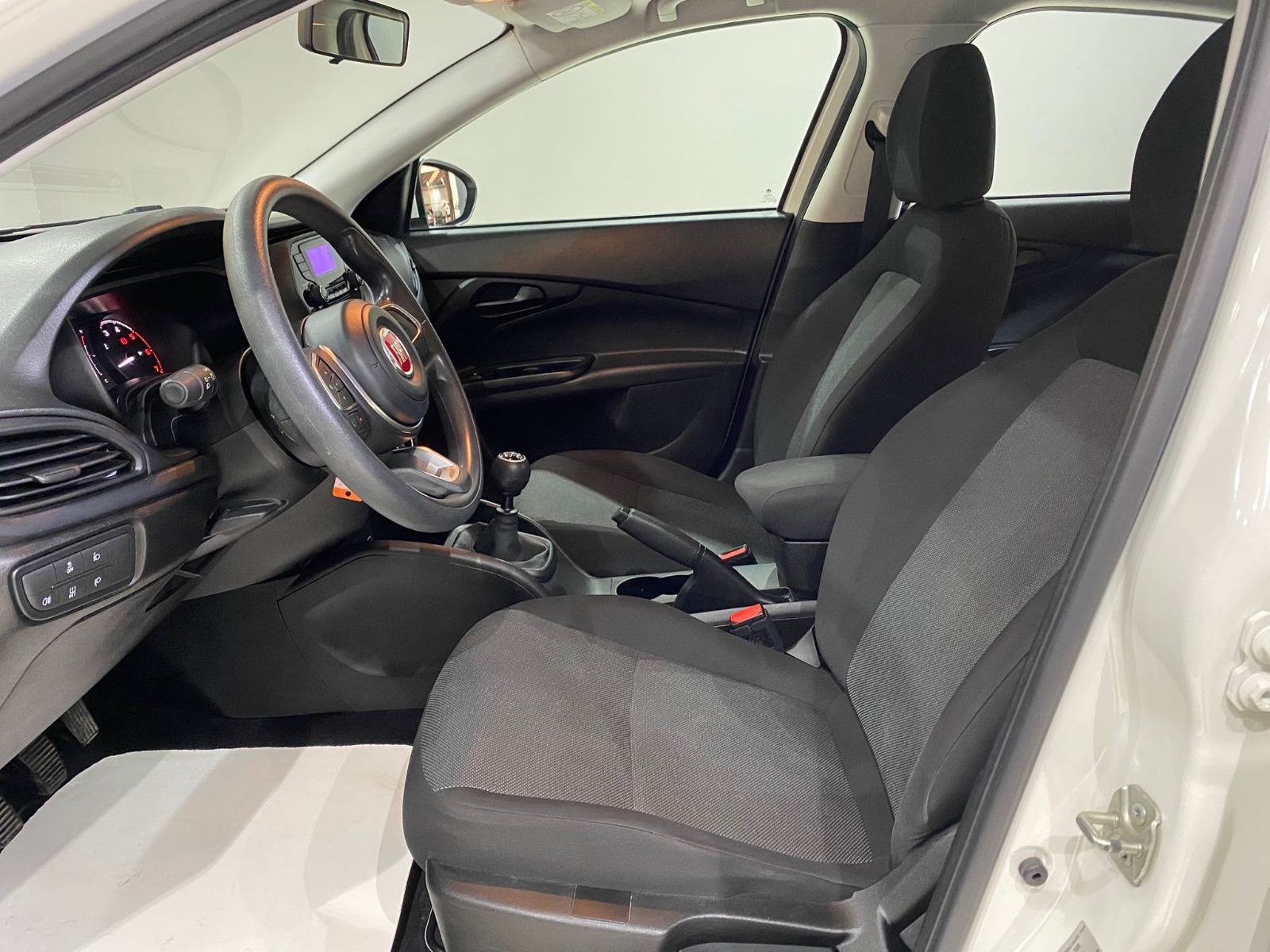 2021 Dizel Manuel Fiat Egea Beyaz Gürel Tasarım Aksesuar Otomotiv San. Tic. Ltd. Şti.