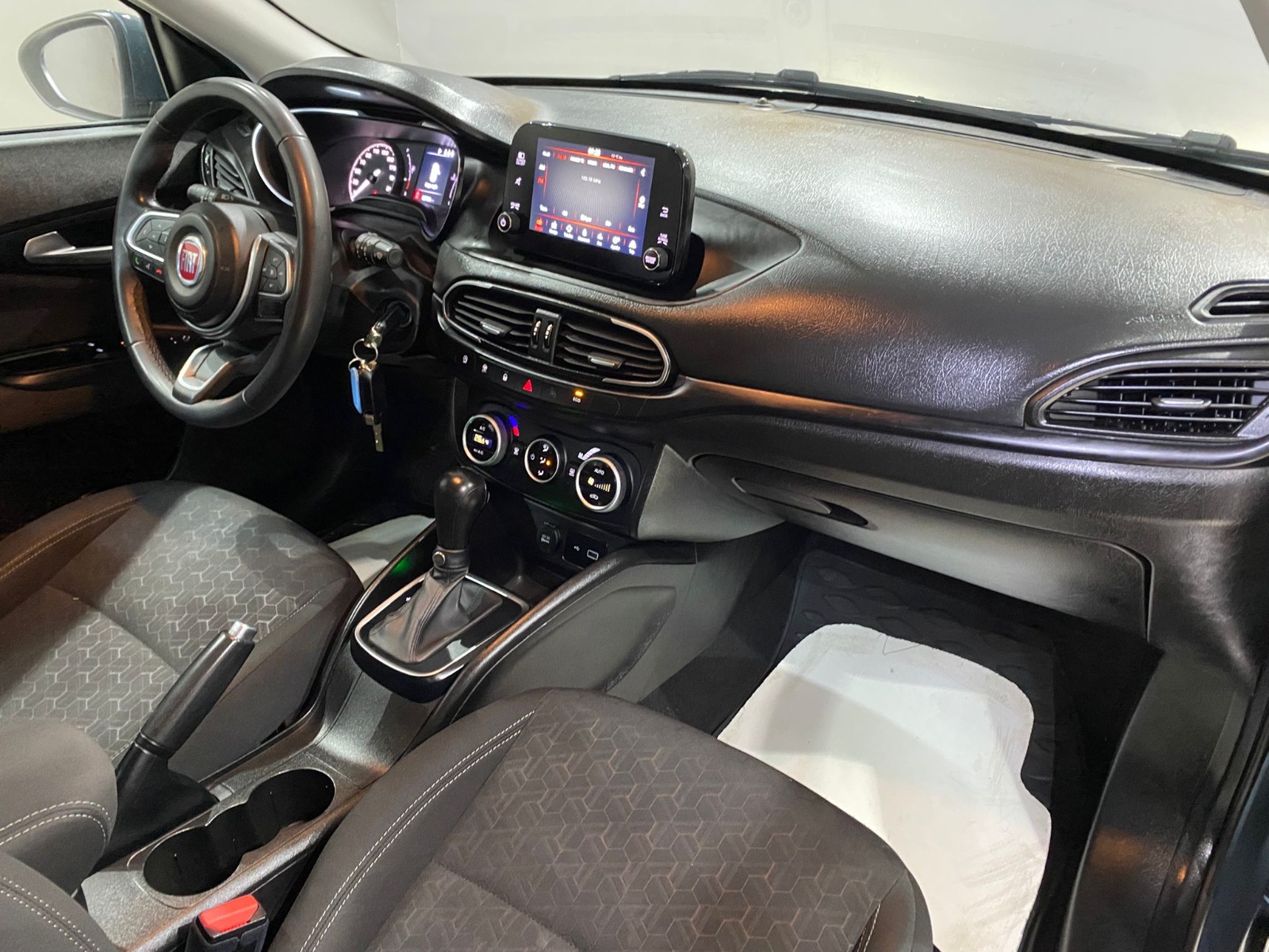 2023 Dizel Otomatik Fiat Egea Cross Mavi Gürel Tasarım Aksesuar Otomotiv San. Tic. Ltd. Şti.