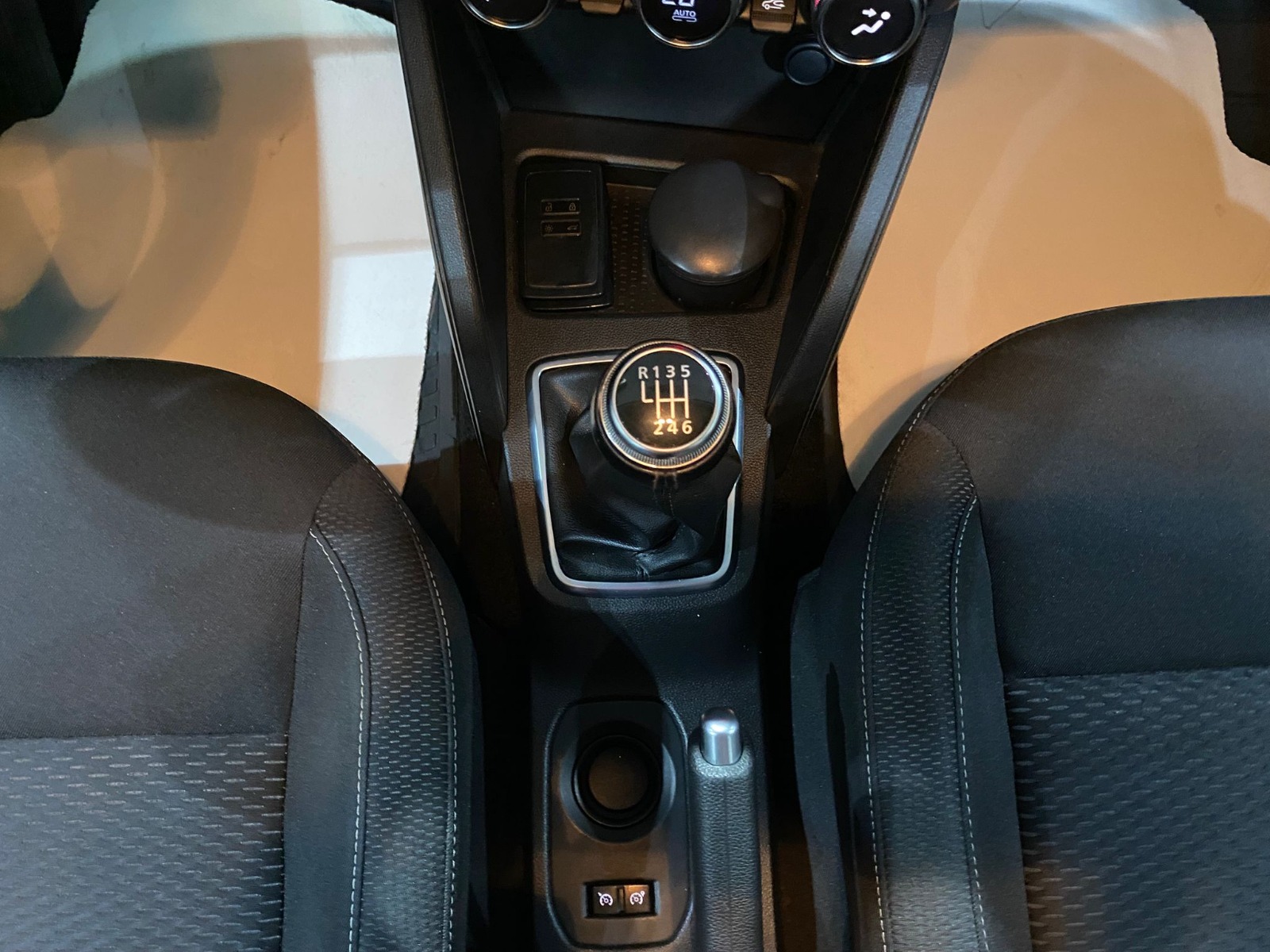 2021 Benzin + LPG Manuel Dacia Duster Mavi Gürel Tasarım Aksesuar Otomotiv San. Tic. Ltd. Şti.