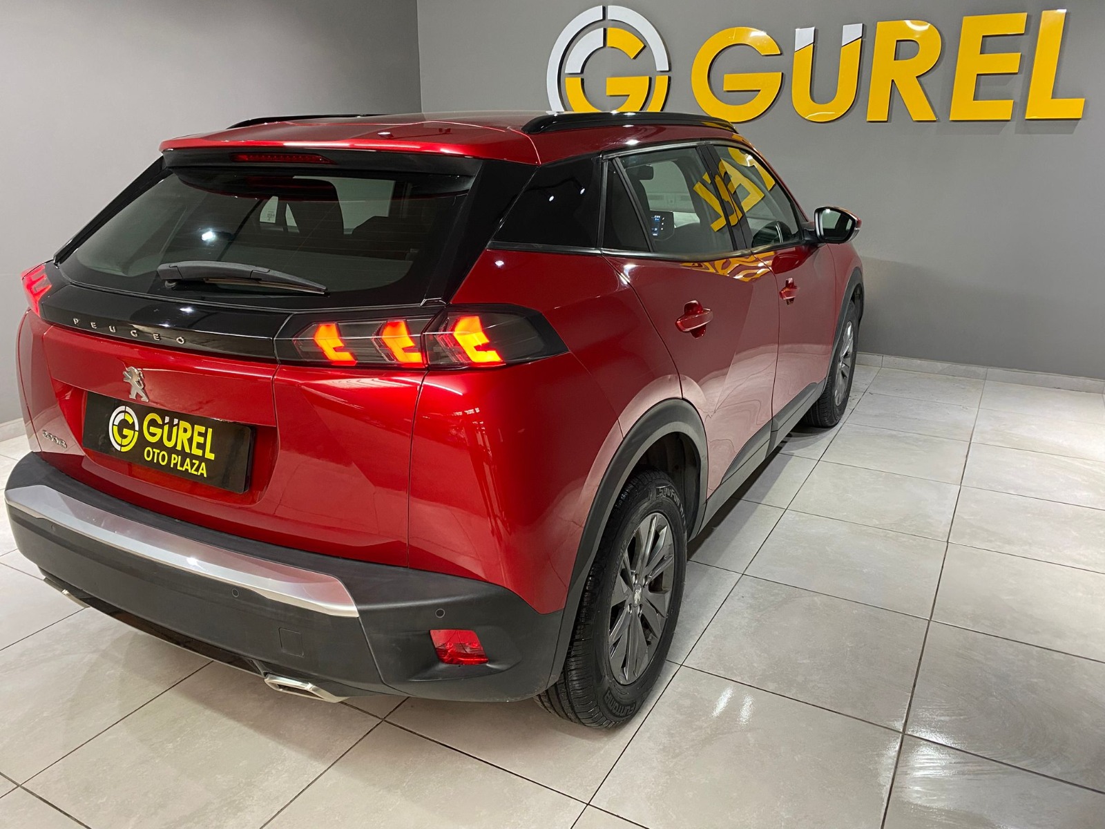 2020 Benzin Manuel Peugeot 2008 Kırmızı Gürel Tasarım Aksesuar Otomotiv San. Tic. Ltd. Şti.