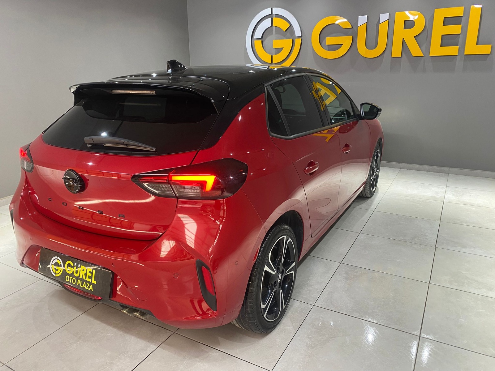 2023 Benzin Otomatik Opel Corsa Kırmızı Gürel Tasarım Aksesuar Otomotiv San. Tic. Ltd. Şti.