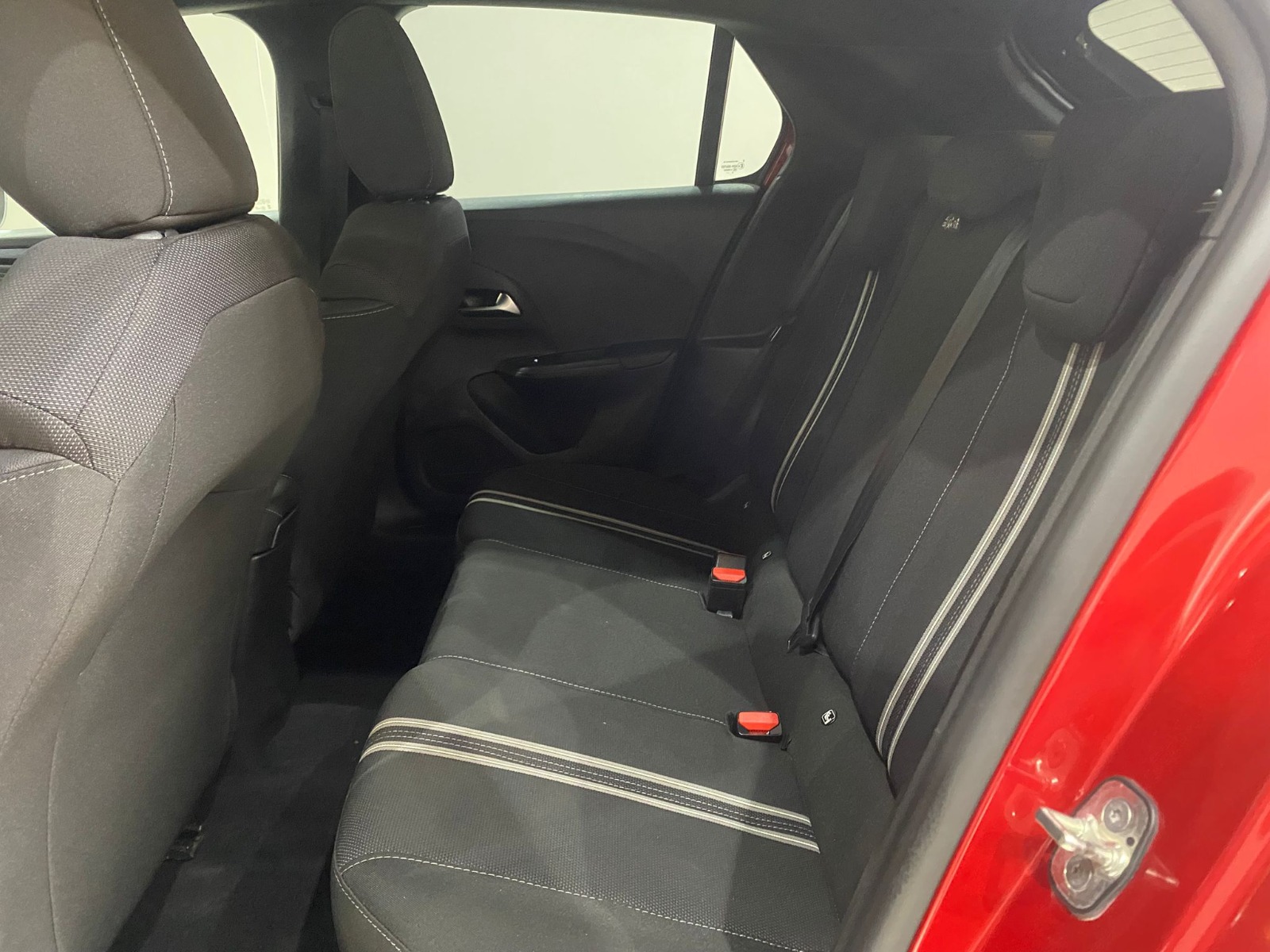 2023 Benzin Otomatik Opel Corsa Kırmızı Gürel Tasarım Aksesuar Otomotiv San. Tic. Ltd. Şti.