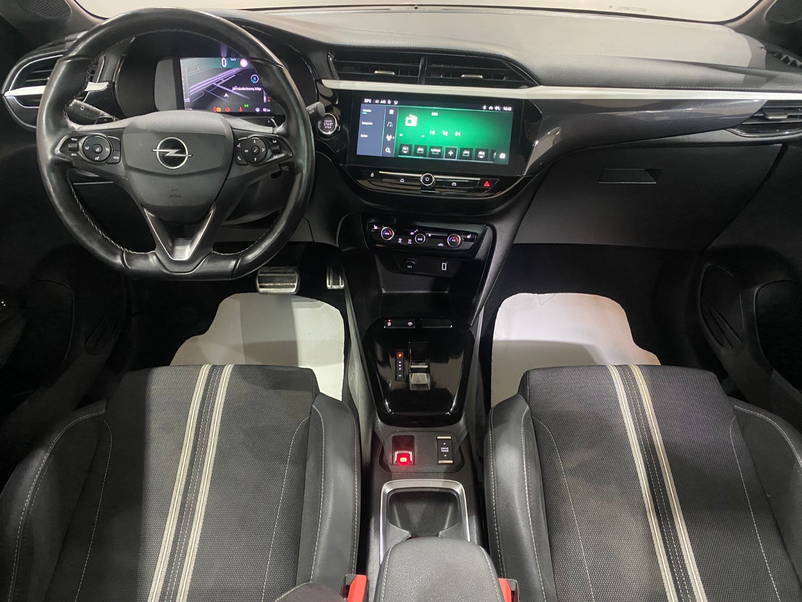 2023 Benzin Otomatik Opel Corsa Kırmızı Gürel Tasarım Aksesuar Otomotiv San. Tic. Ltd. Şti.