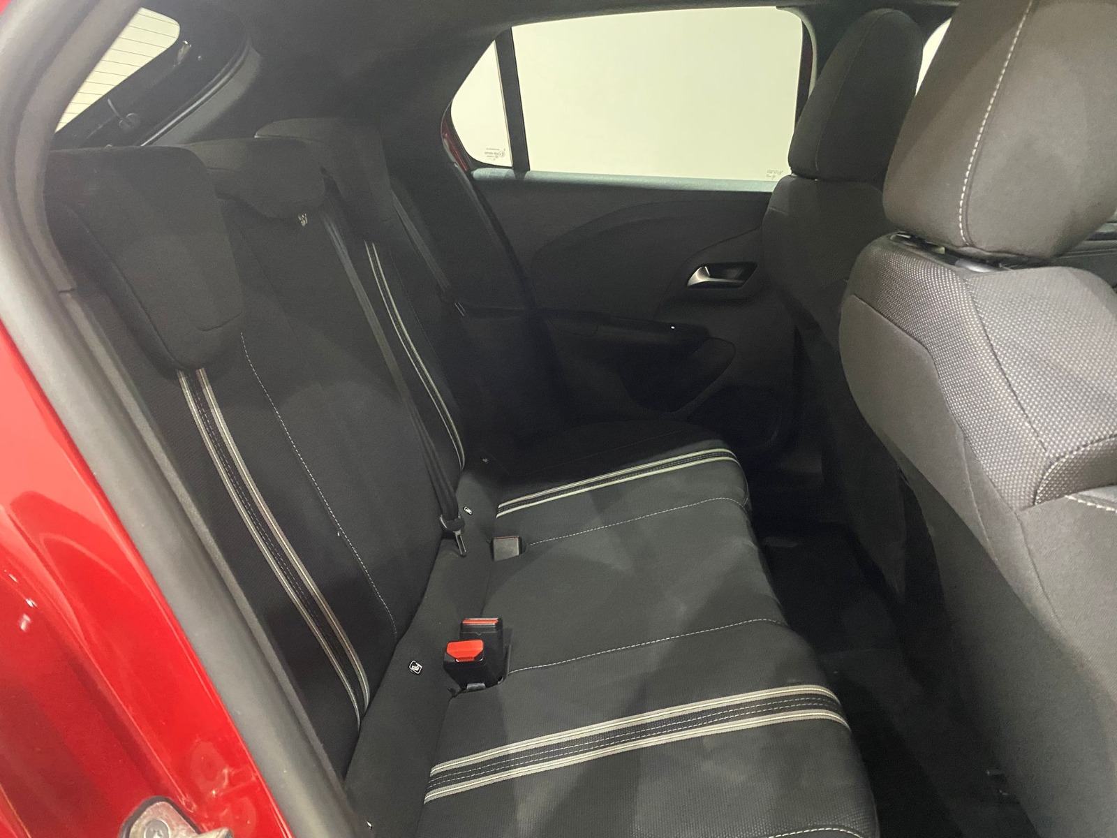 2023 Benzin Otomatik Opel Corsa Kırmızı Gürel Tasarım Aksesuar Otomotiv San. Tic. Ltd. Şti.