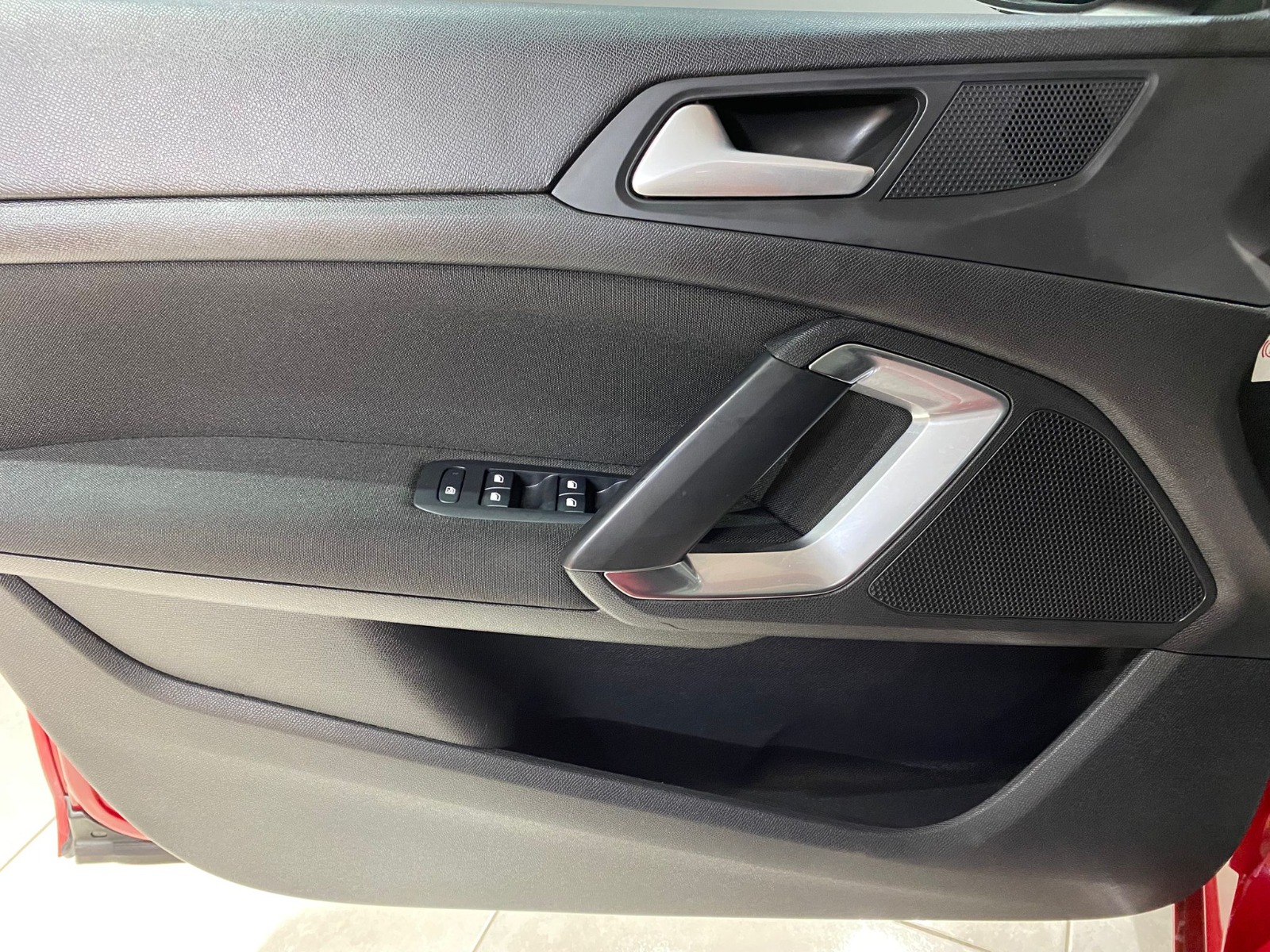 2020 Benzin Otomatik Peugeot 308 Kırmızı Gürel Tasarım Aksesuar Otomotiv San. Tic. Ltd. Şti.