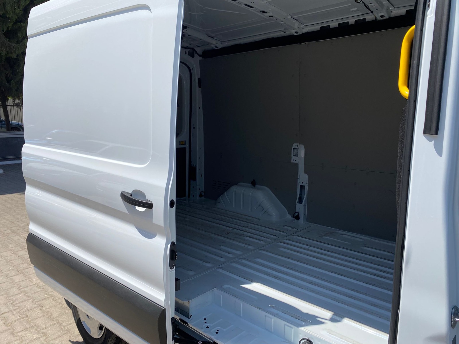 2025 Dizel Manuel Ford Transit Beyaz Gürel Tasarım Aksesuar Otomotiv San. Tic. Ltd. Şti.