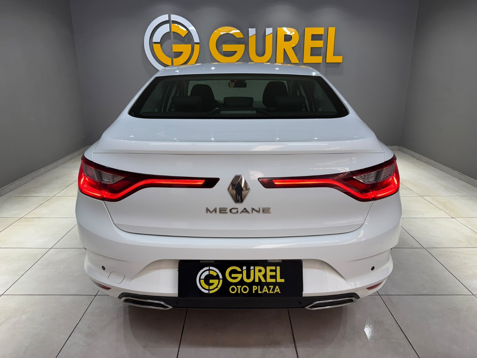 2021 Benzin Otomatik Renault Megane Beyaz Gürel Tasarım Aksesuar Otomotiv San. Tic. Ltd. Şti.