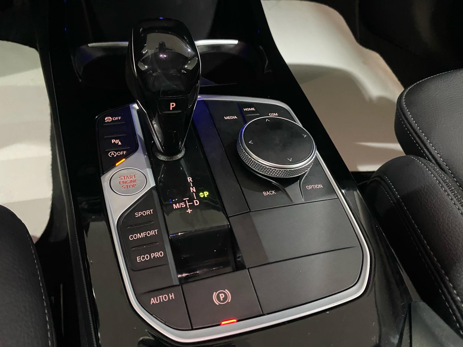 2020 Dizel Otomatik BMW 1 Serisi Mavi Gürel Tasarım Aksesuar Otomotiv San. Tic. Ltd. Şti.