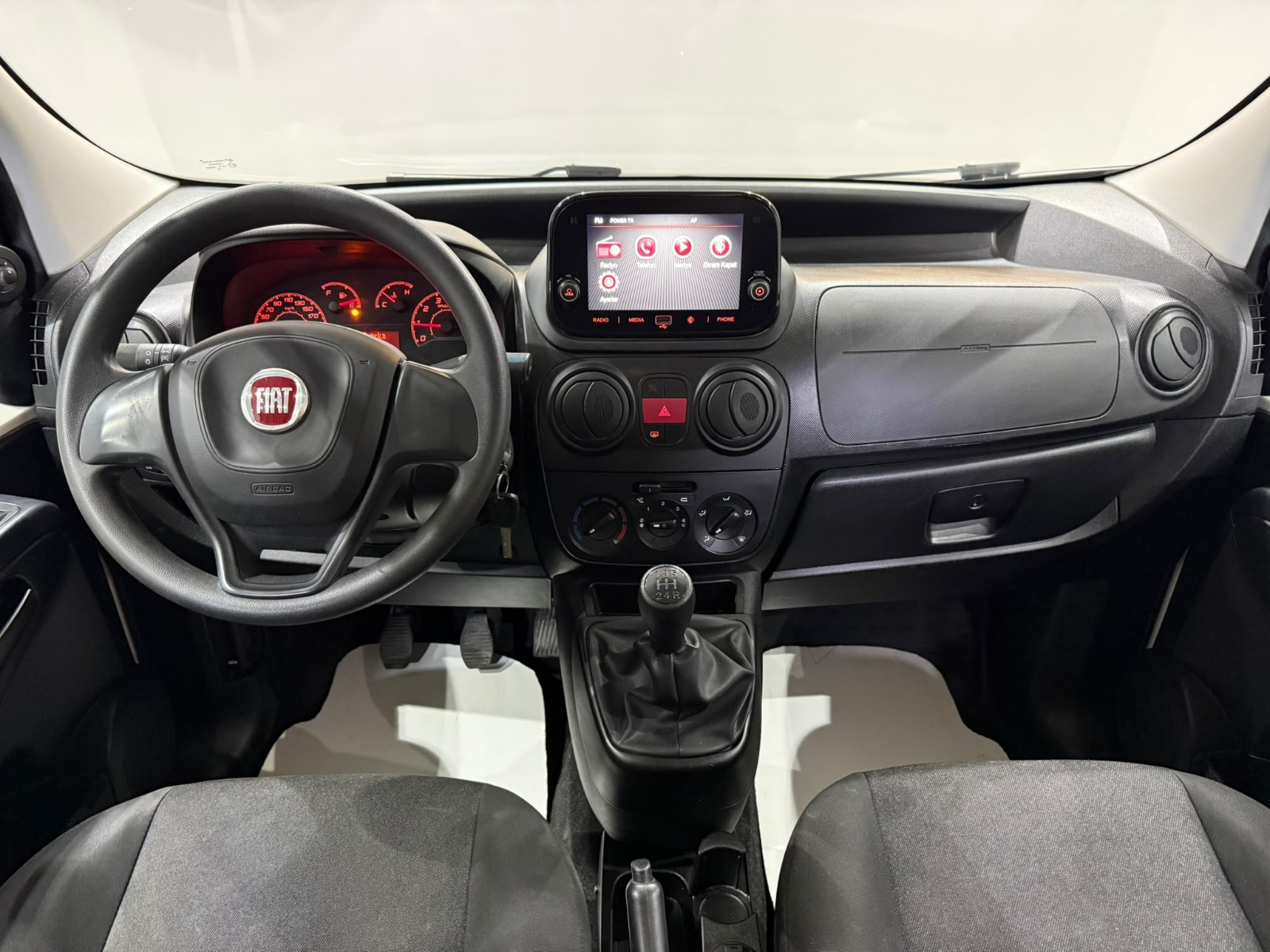 2024 Dizel Manuel Fiat Fiorino Combi Beyaz Gürel Tasarım Aksesuar Otomotiv San. Tic. Ltd. Şti.