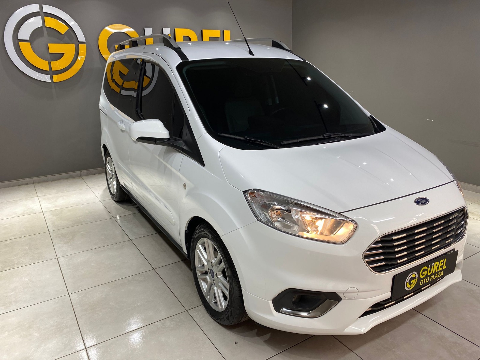 2023 Benzin Manuel Ford Tourneo Courier Beyaz Gürel Tasarım Aksesuar Otomotiv San. Tic. Ltd. Şti.