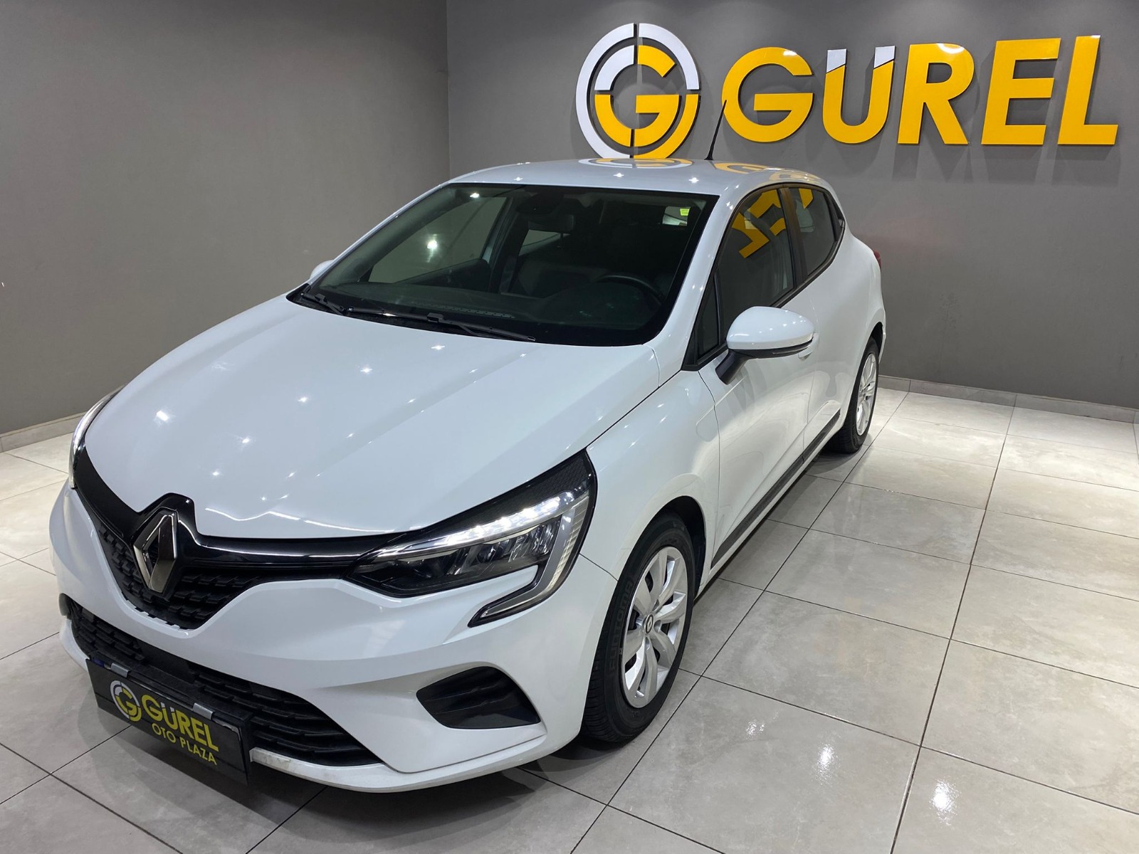 2022 Benzin Manuel Renault Clio Beyaz Gürel Tasarım Aksesuar Otomotiv San. Tic. Ltd. Şti.