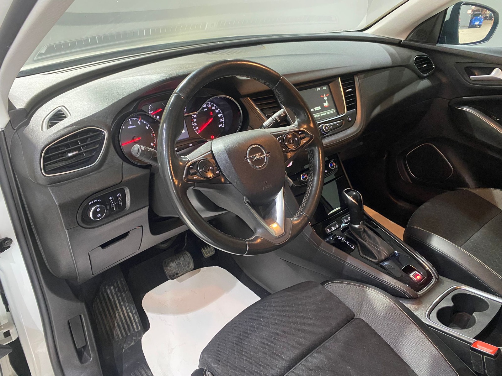 2021 Dizel Otomatik Opel Grandland X Beyaz Gürel Tasarım Aksesuar Otomotiv San. Tic. Ltd. Şti.