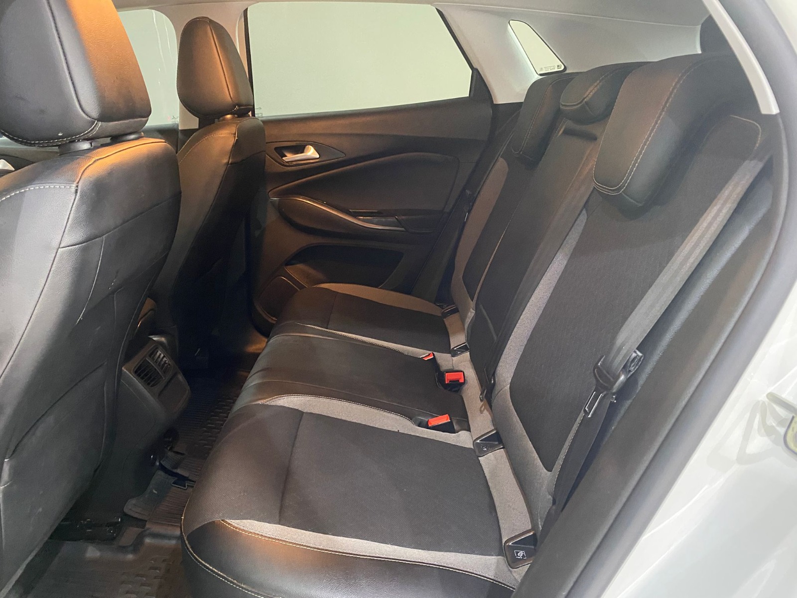 2021 Dizel Otomatik Opel Grandland X Beyaz Gürel Tasarım Aksesuar Otomotiv San. Tic. Ltd. Şti.