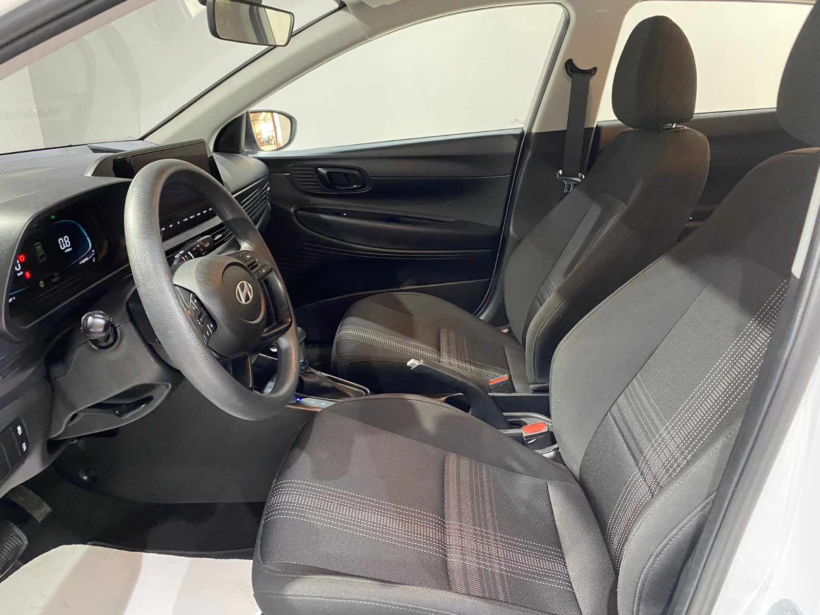 2024 Benzin Otomatik Hyundai i20 Beyaz Gürel Tasarım Aksesuar Otomotiv San. Tic. Ltd. Şti.