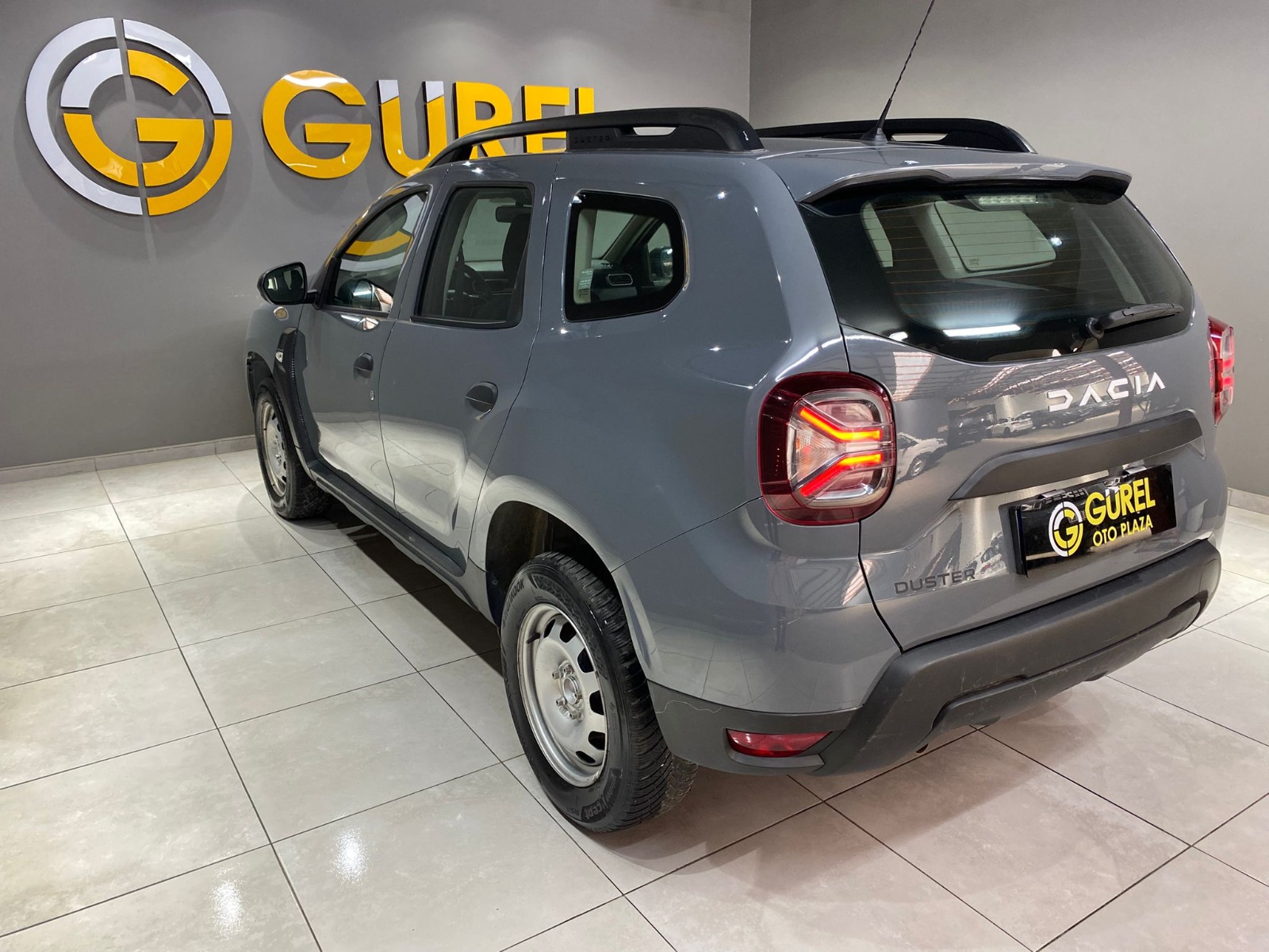 2022 Benzin Manuel Dacia Duster Gri Gürel Tasarım Aksesuar Otomotiv San. Tic. Ltd. Şti.