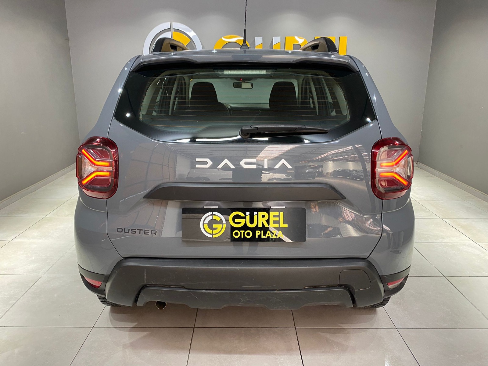 2022 Benzin Manuel Dacia Duster Gri Gürel Tasarım Aksesuar Otomotiv San. Tic. Ltd. Şti.