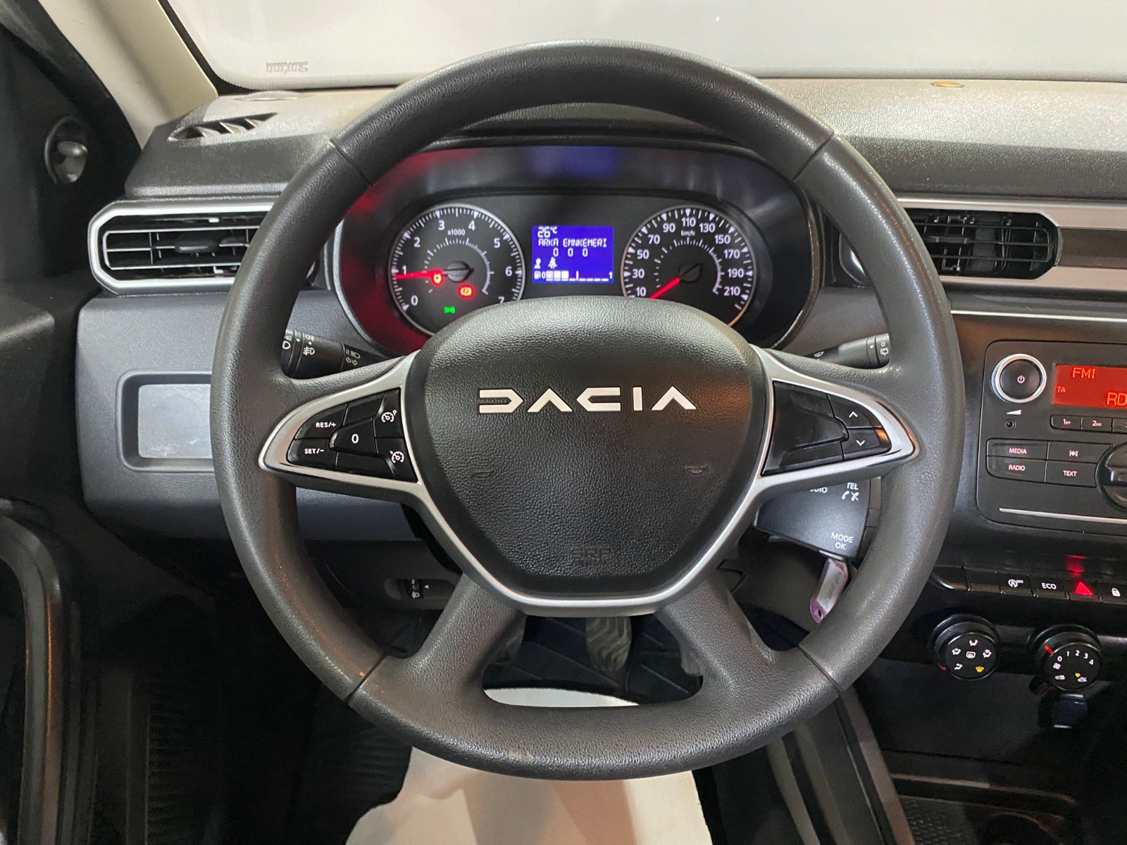 2022 Benzin Manuel Dacia Duster Gri Gürel Tasarım Aksesuar Otomotiv San. Tic. Ltd. Şti.