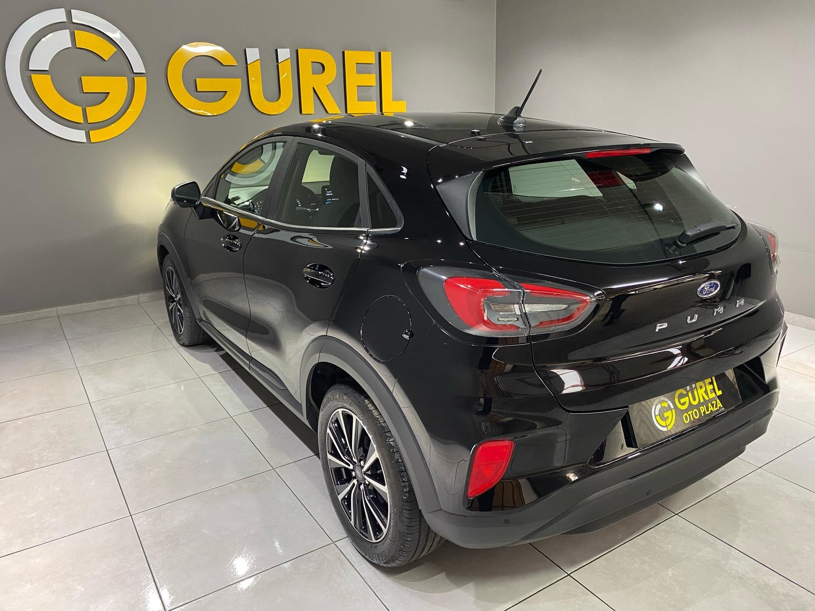 2023 Benzin Otomatik Ford Puma Siyah Gürel Tasarım Aksesuar Otomotiv San. Tic. Ltd. Şti.
