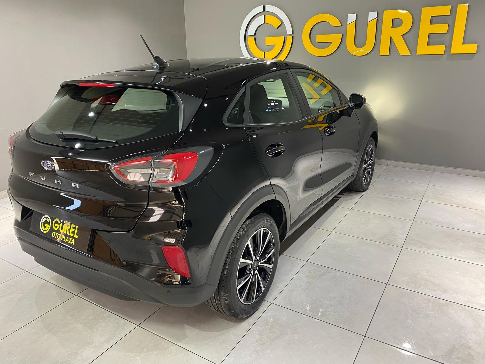 2023 Benzin Otomatik Ford Puma Siyah Gürel Tasarım Aksesuar Otomotiv San. Tic. Ltd. Şti.