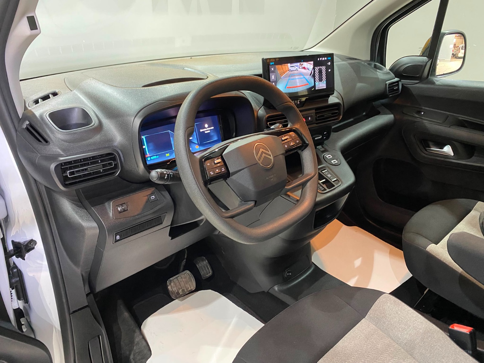 2026 Dizel Otomatik Citroen Berlingo Beyaz Gürel Tasarım Aksesuar Otomotiv San. Tic. Ltd. Şti.