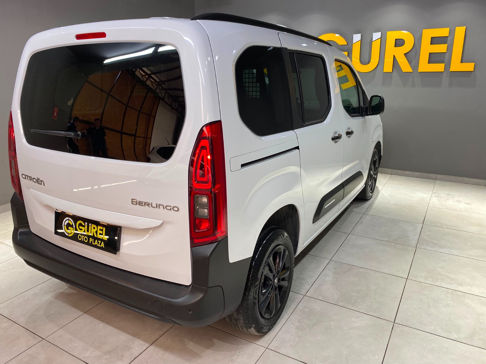 2026 Dizel Otomatik Citroen Berlingo Beyaz Gürel Tasarım Aksesuar Otomotiv San. Tic. Ltd. Şti.