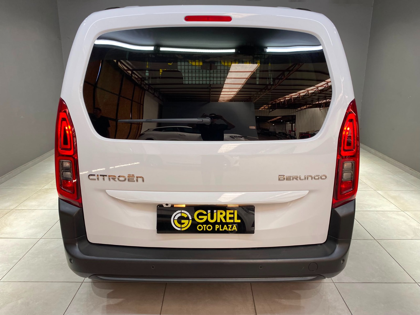 2026 Dizel Otomatik Citroen Berlingo Beyaz Gürel Tasarım Aksesuar Otomotiv San. Tic. Ltd. Şti.