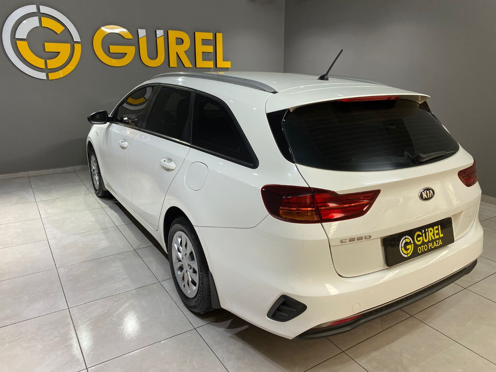 2019 Benzin Manuel Kia Cee'd Beyaz Gürel Tasarım Aksesuar Otomotiv San. Tic. Ltd. Şti.
