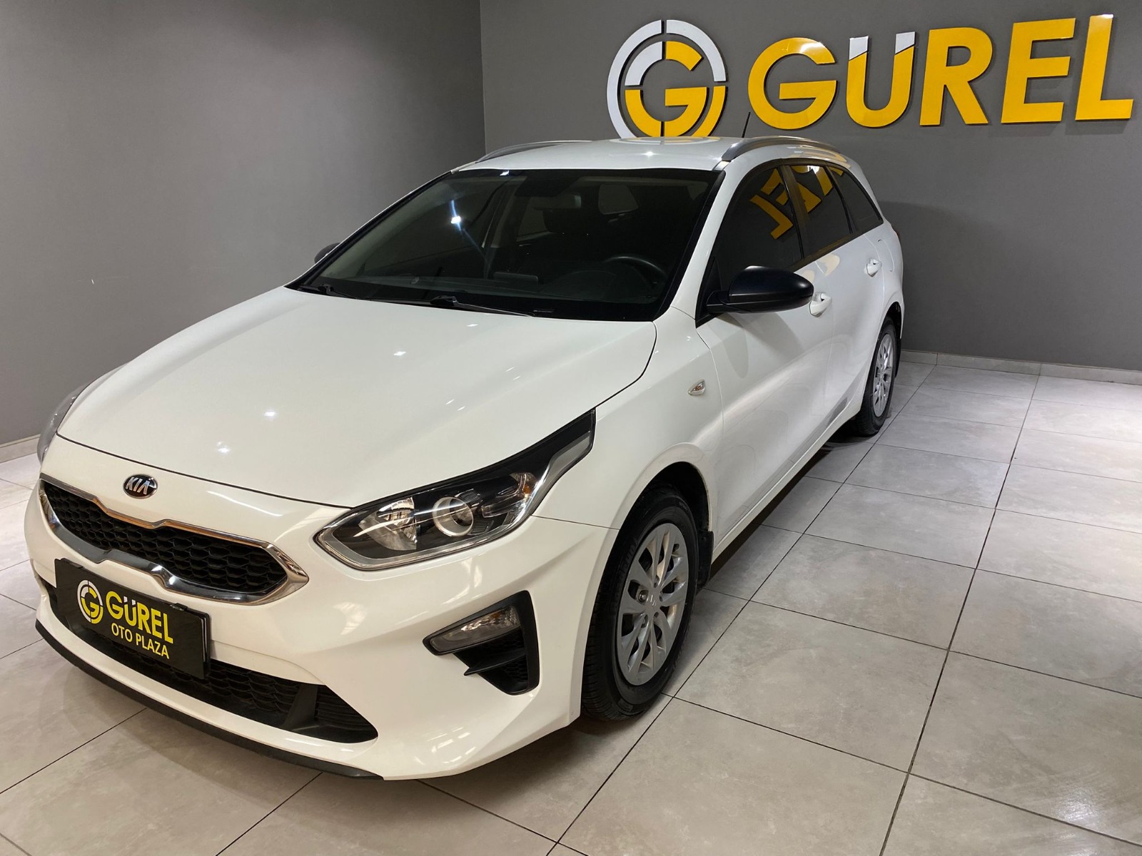 2019 Benzin Manuel Kia Cee'd Beyaz Gürel Tasarım Aksesuar Otomotiv San. Tic. Ltd. Şti.