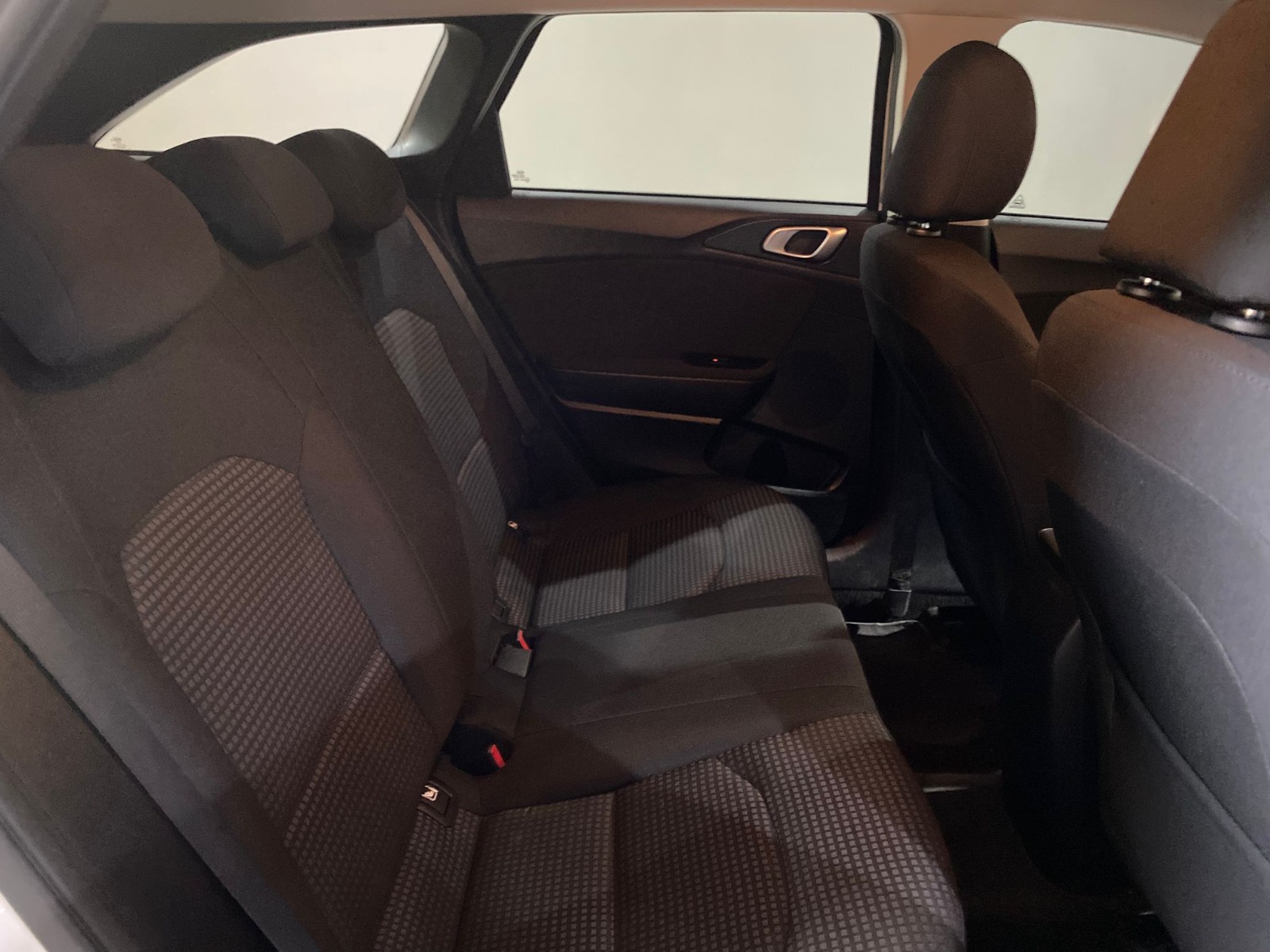 2019 Benzin Manuel Kia Cee'd Beyaz Gürel Tasarım Aksesuar Otomotiv San. Tic. Ltd. Şti.