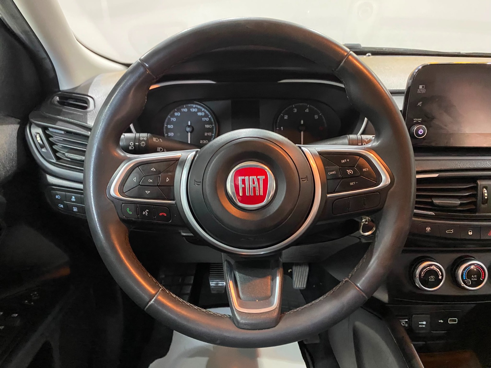 2021 Benzin + LPG Manuel Fiat Egea Beyaz Gürel Tasarım Aksesuar Otomotiv San. Tic. Ltd. Şti.