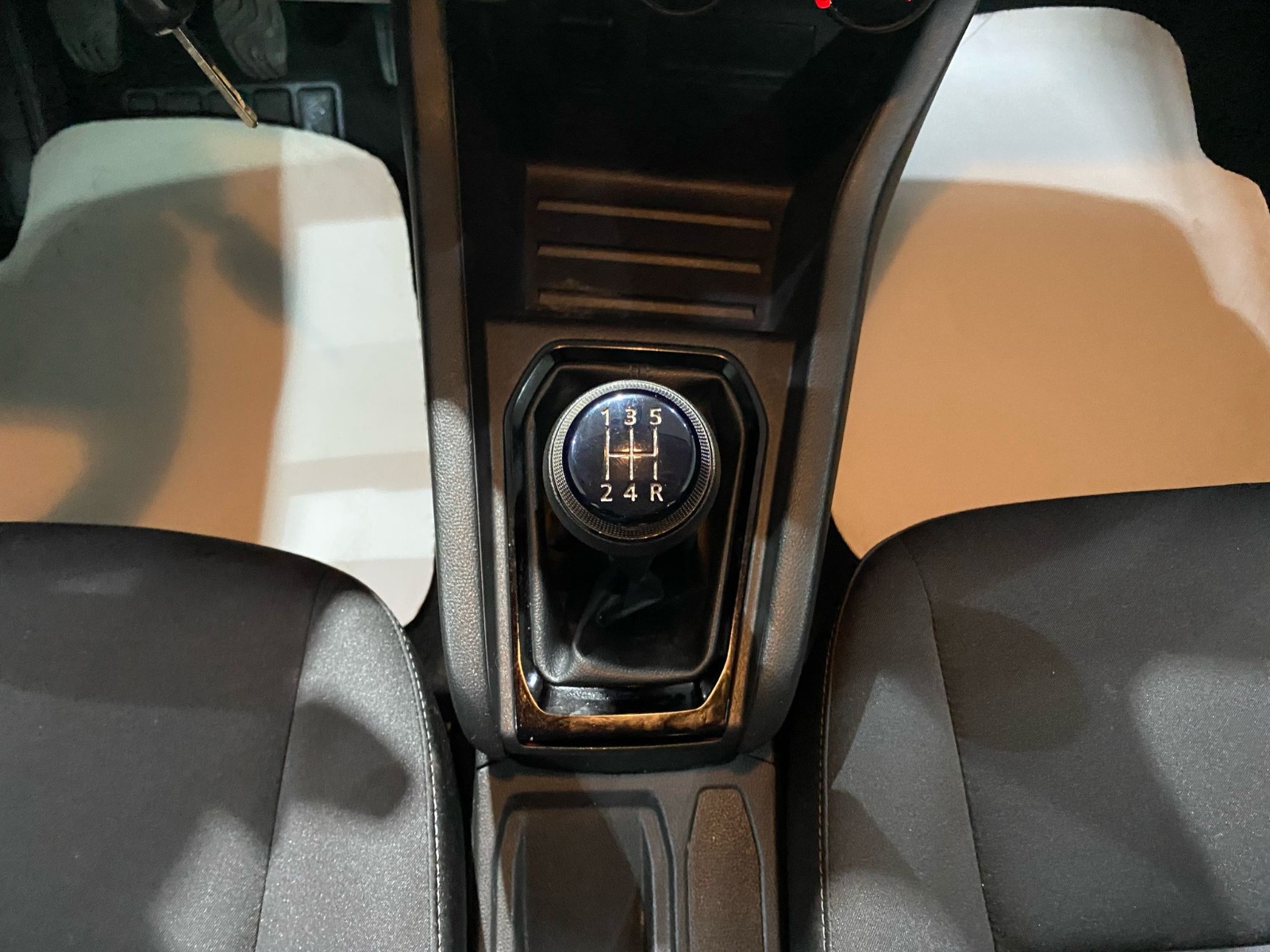 2022 Benzin Manuel Renault Clio Kırmızı Gürel Tasarım Aksesuar Otomotiv San. Tic. Ltd. Şti.