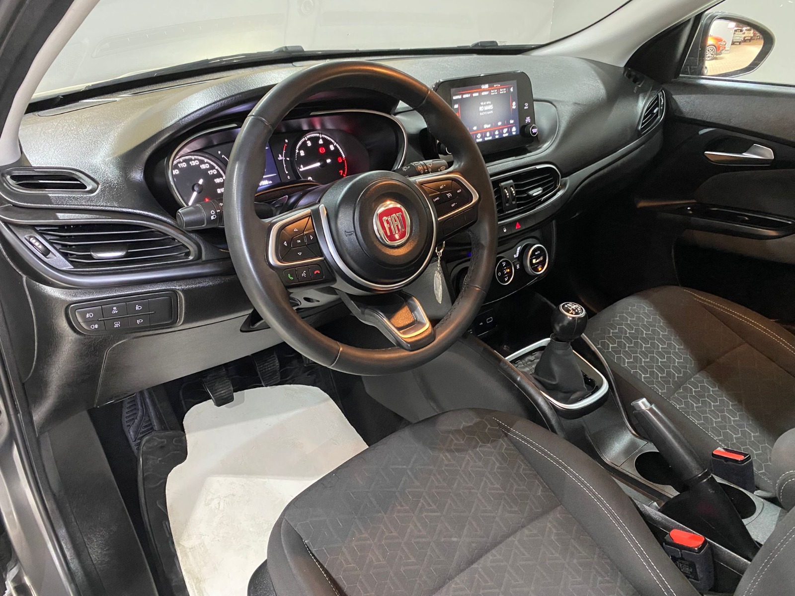 2023 Benzin Manuel Fiat Egea Gri Gürel Tasarım Aksesuar Otomotiv San. Tic. Ltd. Şti.