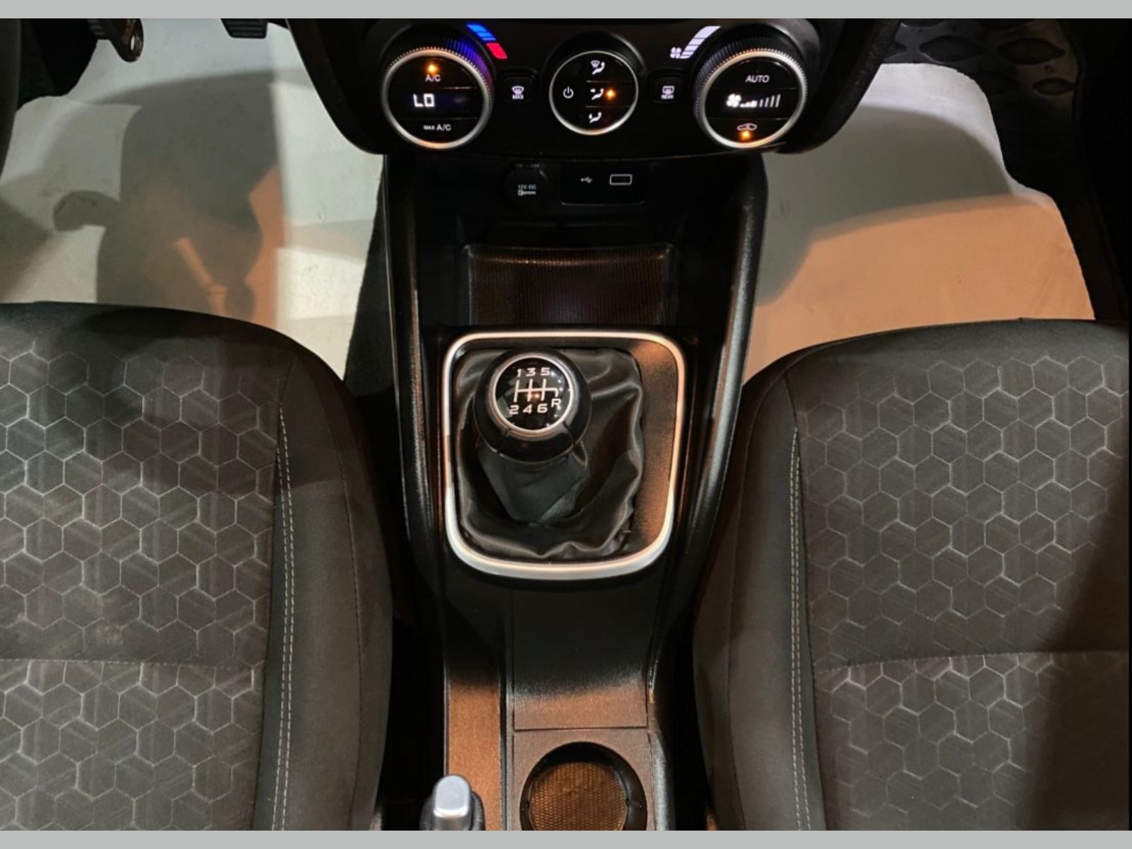 2023 Benzin Manuel Fiat Egea Gri Gürel Tasarım Aksesuar Otomotiv San. Tic. Ltd. Şti.