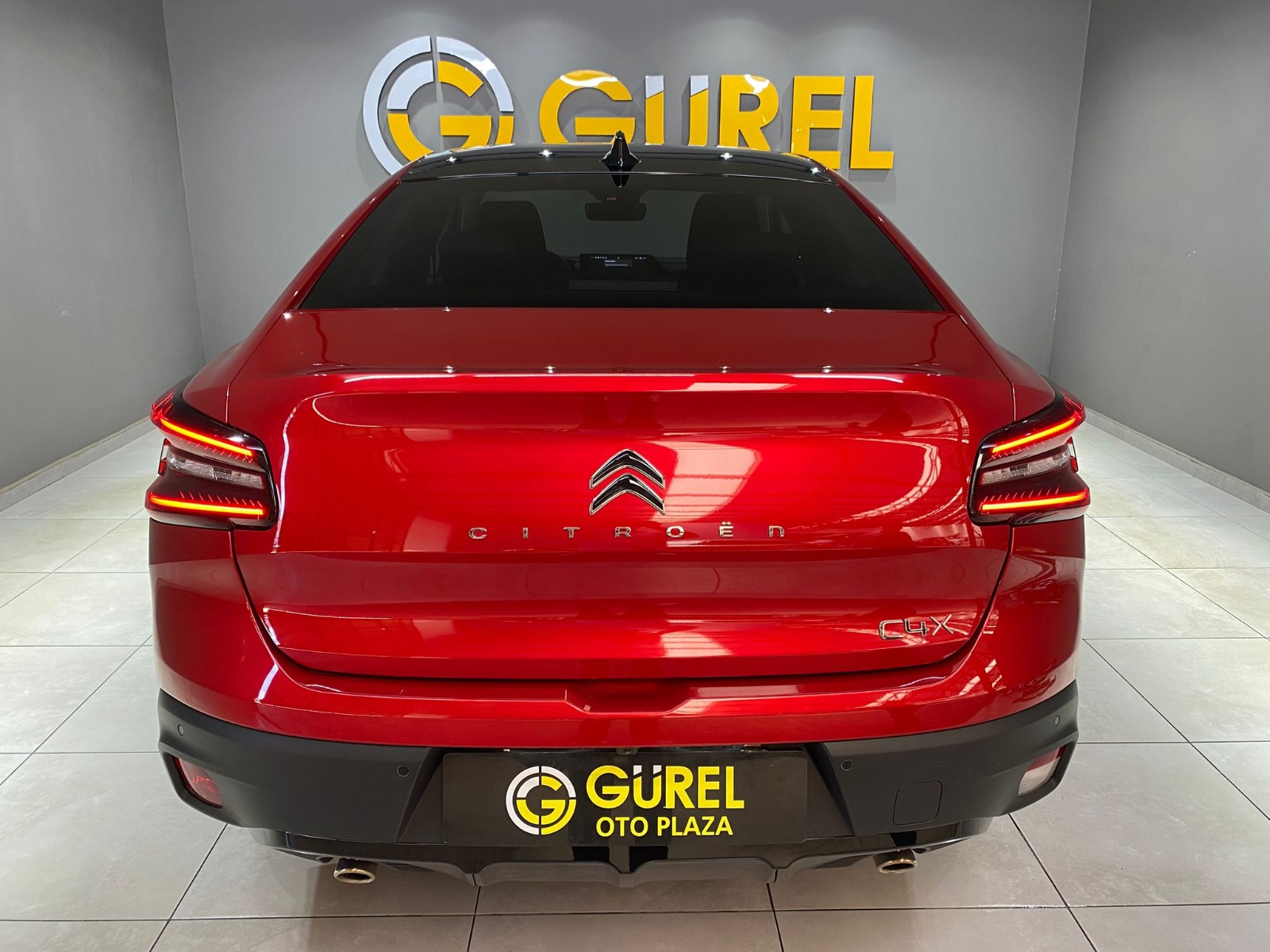 2024 Benzin Otomatik Citroen C4 X Kırmızı Gürel Tasarım Aksesuar Otomotiv San. Tic. Ltd. Şti.