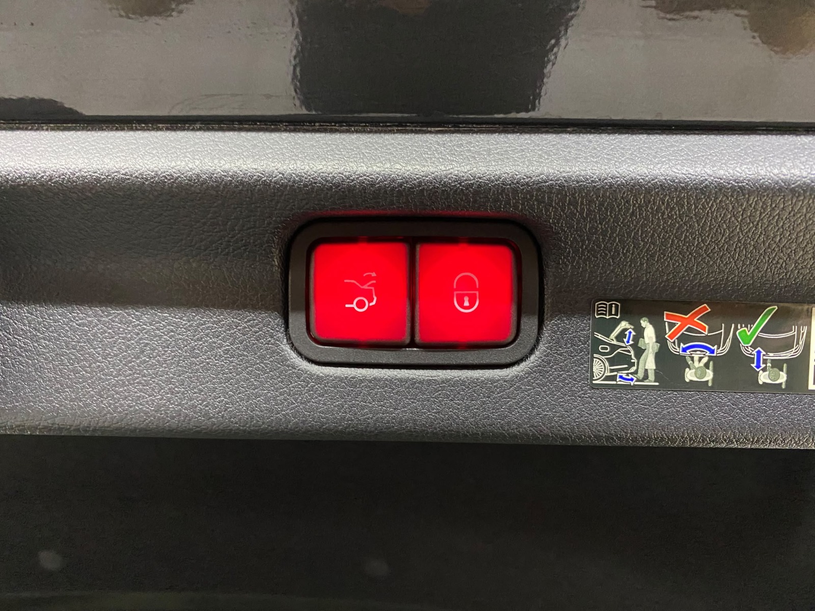 2023 Elektrik Otomatik Mercedes-Benz EQE Gri Gürel Tasarım Aksesuar Otomotiv San. Tic. Ltd. Şti.