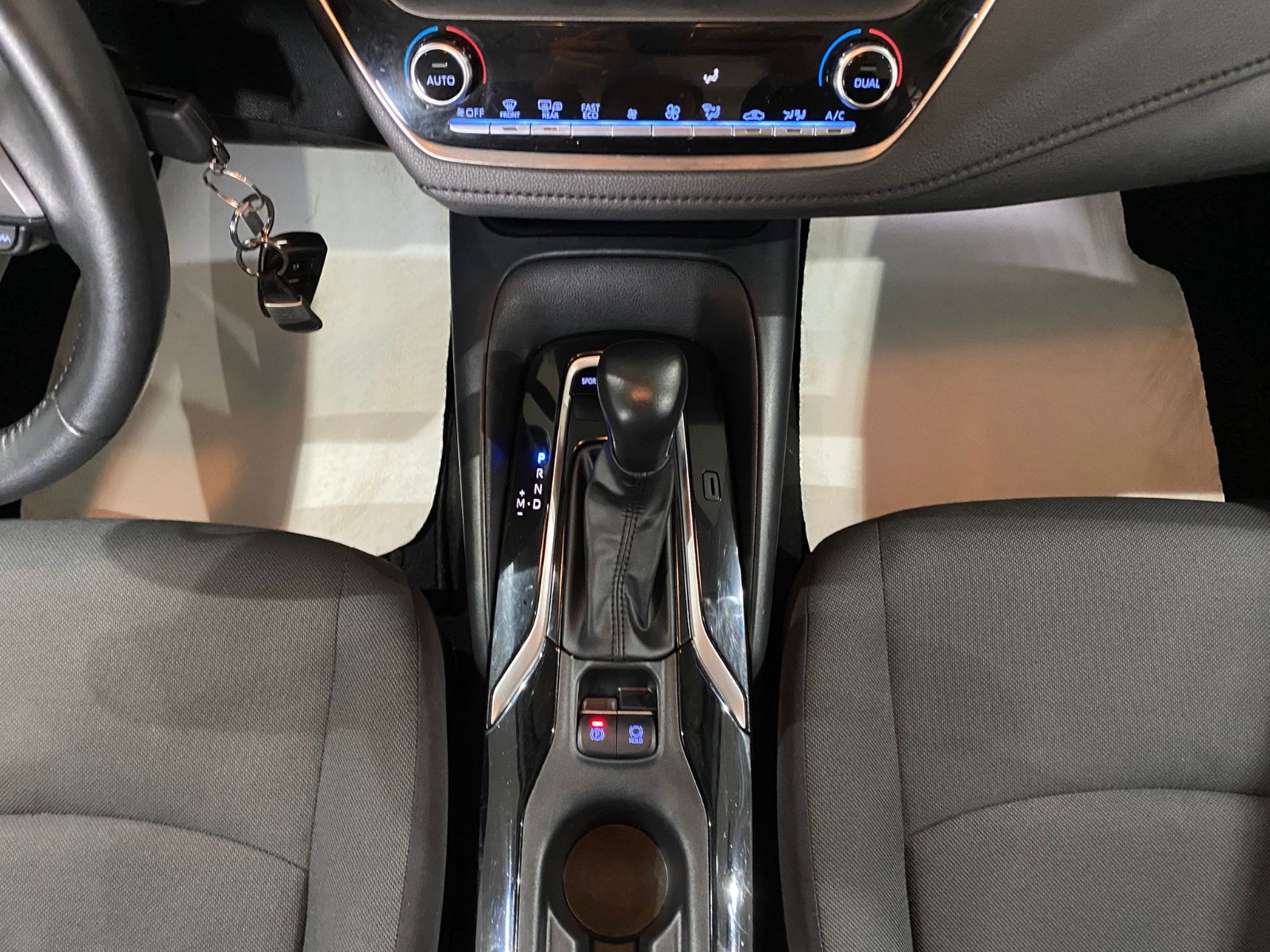 2022 Benzin Otomatik Toyota Corolla Gri Gürel Tasarım Aksesuar Otomotiv San. Tic. Ltd. Şti.