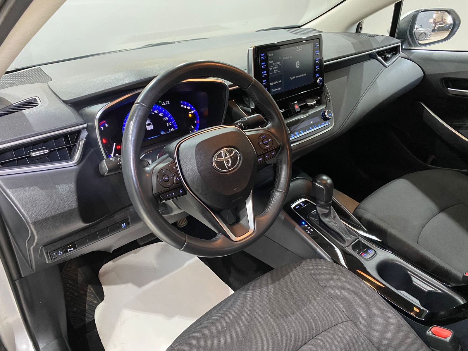 2022 Benzin Otomatik Toyota Corolla Gri Gürel Tasarım Aksesuar Otomotiv San. Tic. Ltd. Şti.