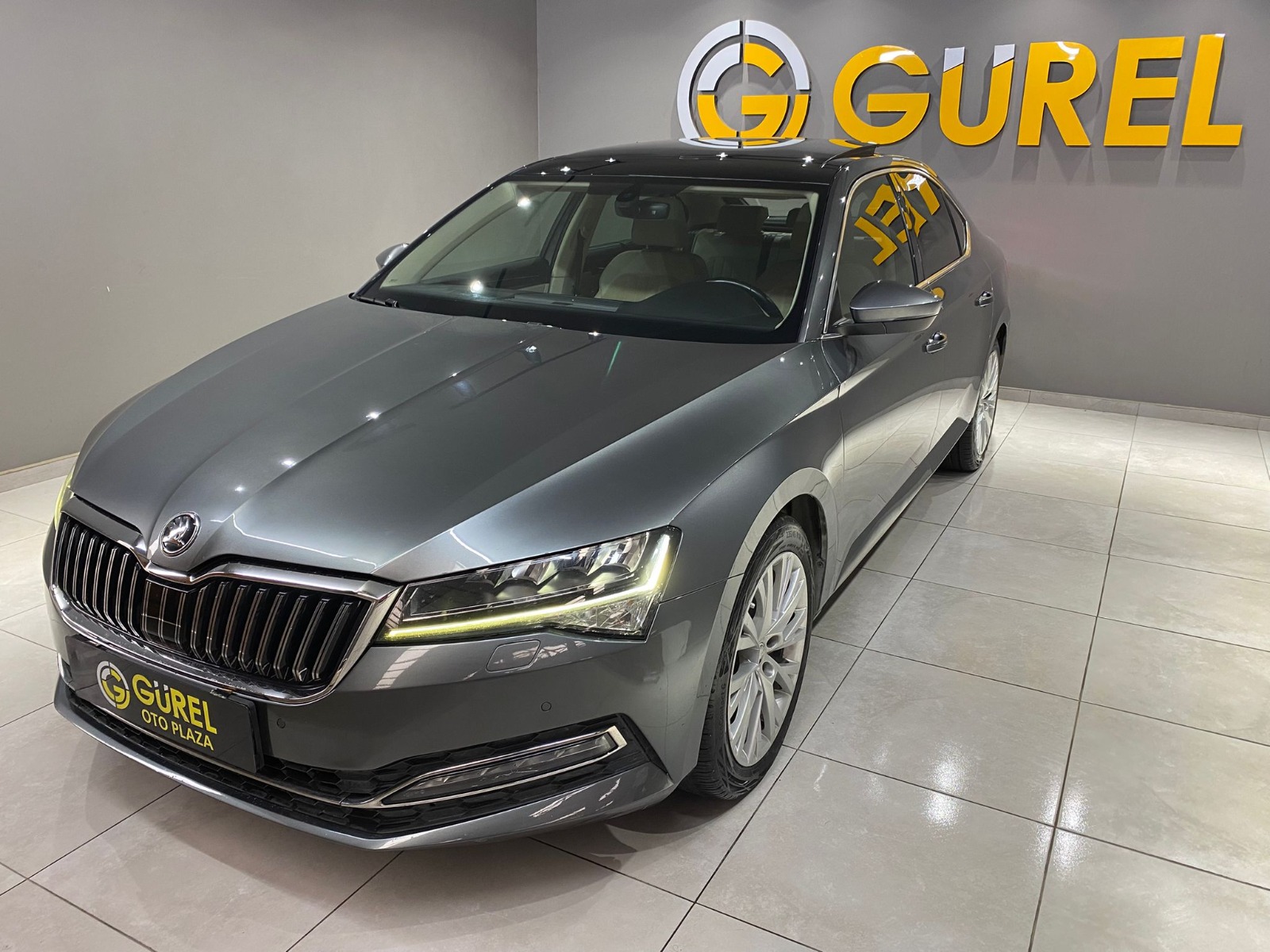 2022 Benzin Otomatik Skoda Superb Gri Gürel Tasarım Aksesuar Otomotiv San. Tic. Ltd. Şti.