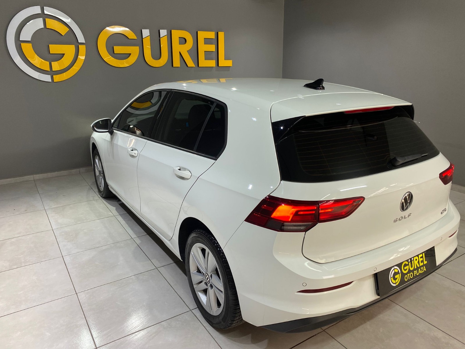 2023 MHEV Otomatik Volkswagen Golf Beyaz Gürel Tasarım Aksesuar Otomotiv San. Tic. Ltd. Şti.