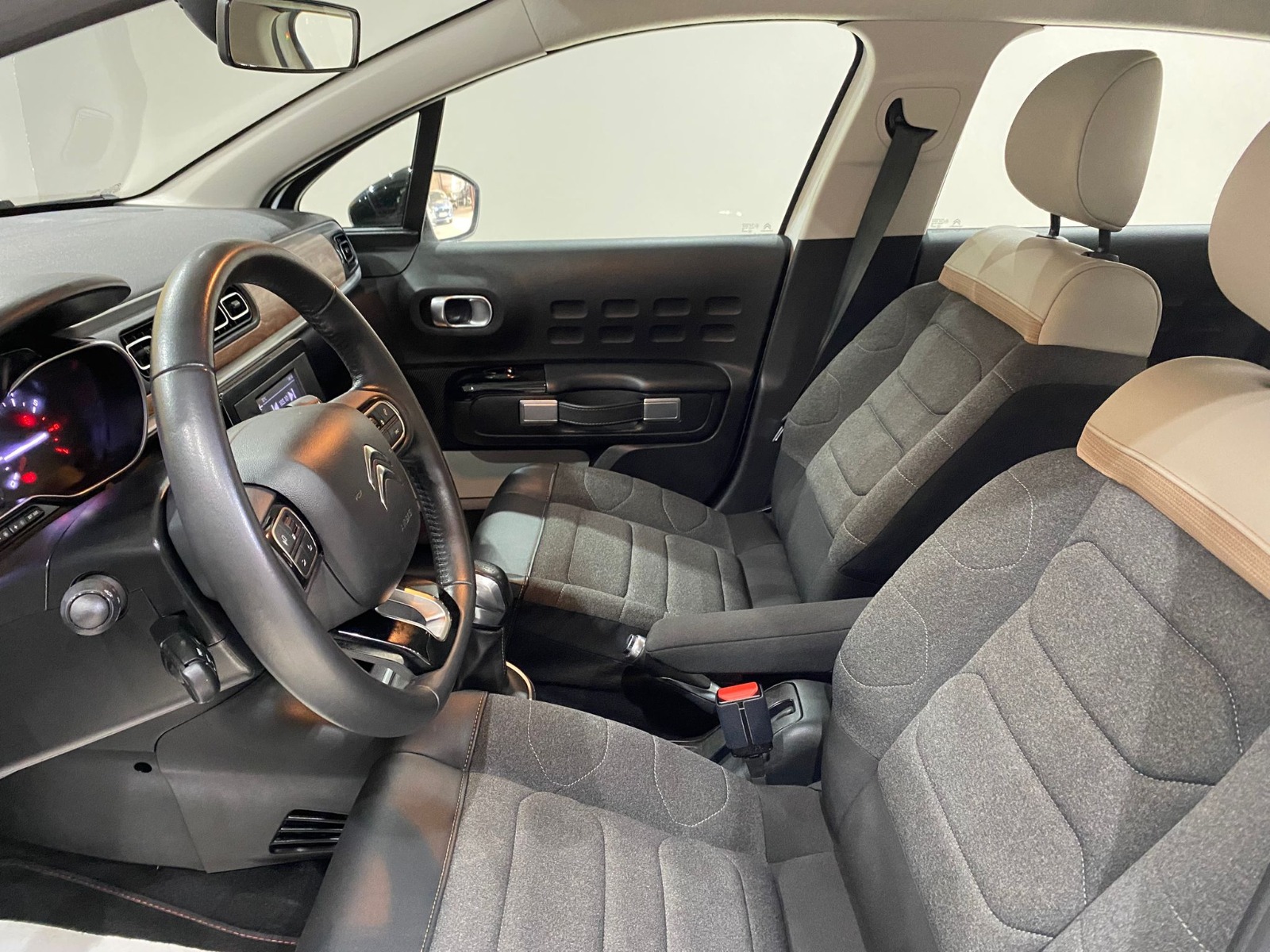 2023 Benzin Manuel Citroen C3 Beyaz Gürel Tasarım Aksesuar Otomotiv San. Tic. Ltd. Şti.