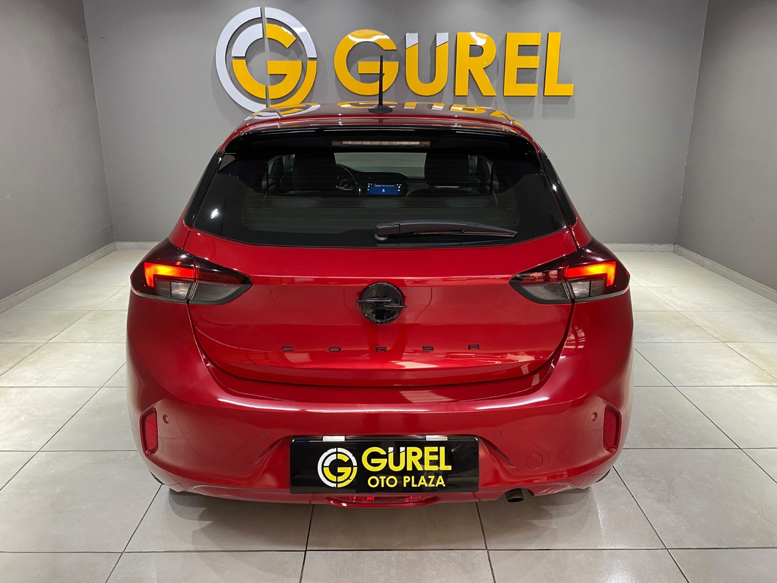 2025 Benzin Otomatik Opel Corsa Kırmızı Gürel Tasarım Aksesuar Otomotiv San. Tic. Ltd. Şti.