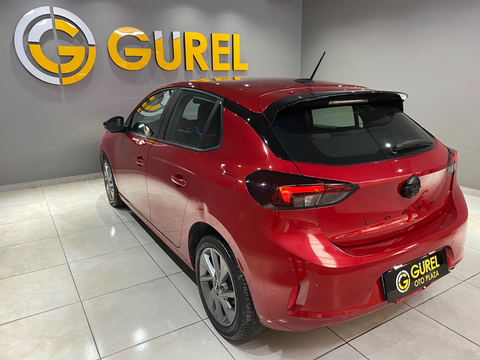 2025 Benzin Otomatik Opel Corsa Kırmızı Gürel Tasarım Aksesuar Otomotiv San. Tic. Ltd. Şti.