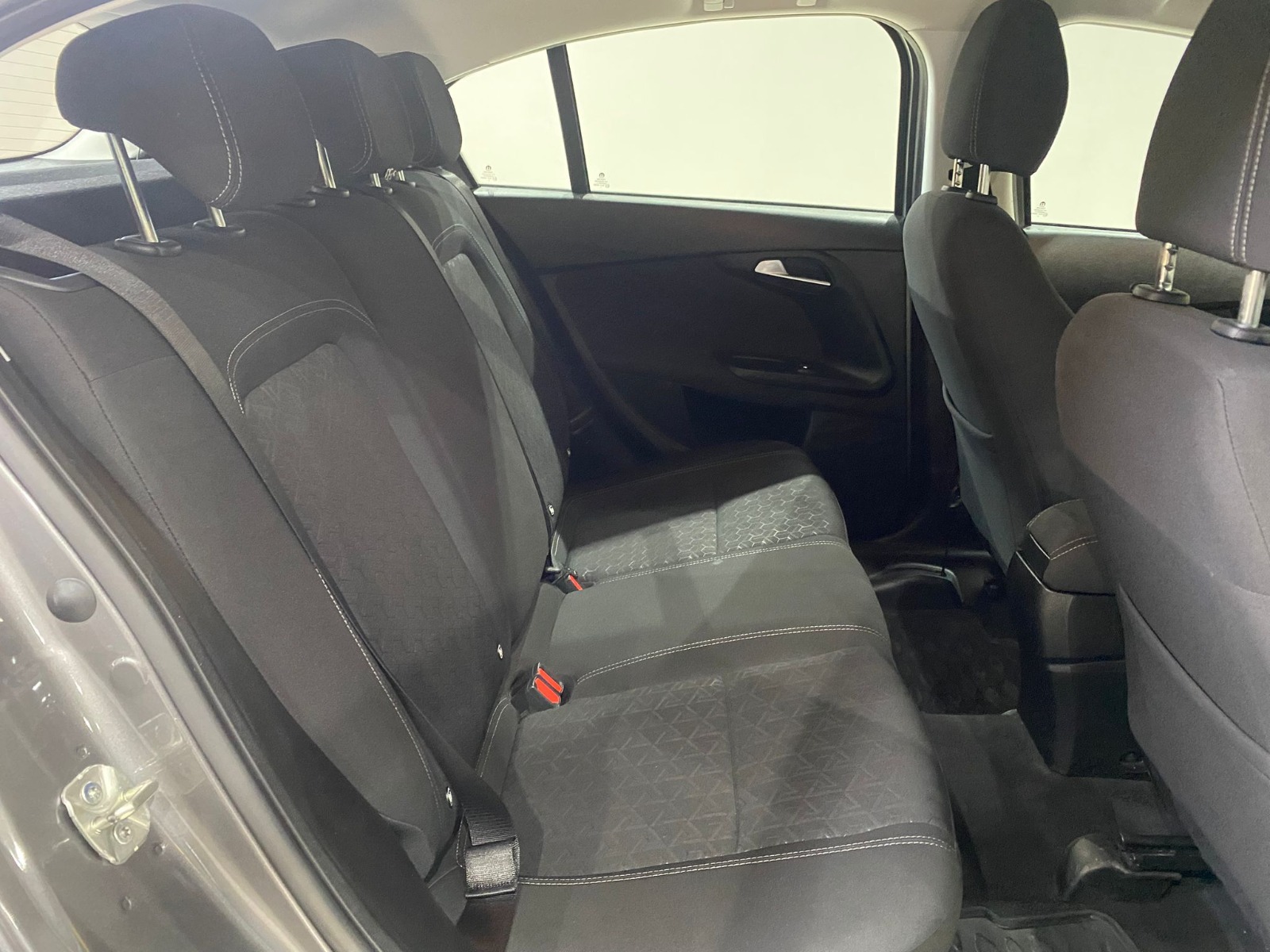 TaksitliOto.Net | 2.El Fiat Egea Cross 1.4 Fire Urban | Manuel & Benzin | Gri | İzmir.2el 2023 Benzin Manuel Fiat Egea Gri Gürel Tasarım Aksesuar Otomotiv San. Tic. Ltd. Şti.