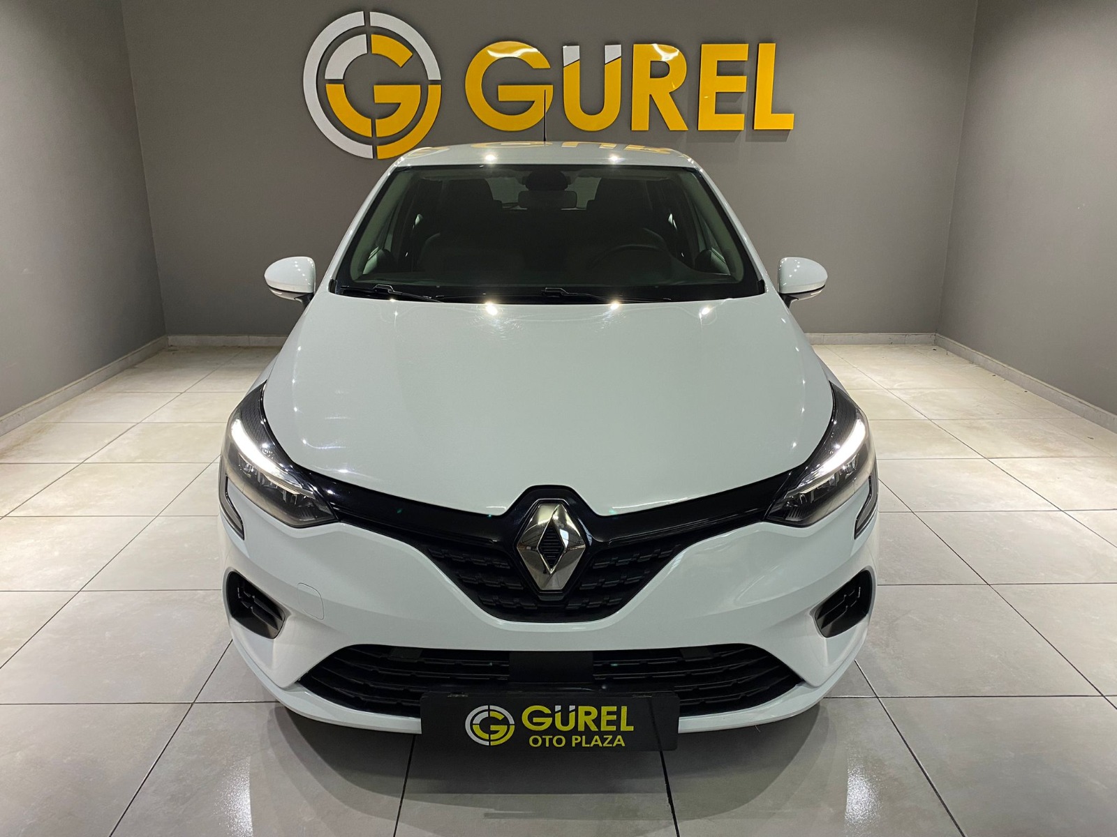 2022 Benzin Otomatik Renault Clio Beyaz Gürel Tasarım Aksesuar Otomotiv San. Tic. Ltd. Şti.