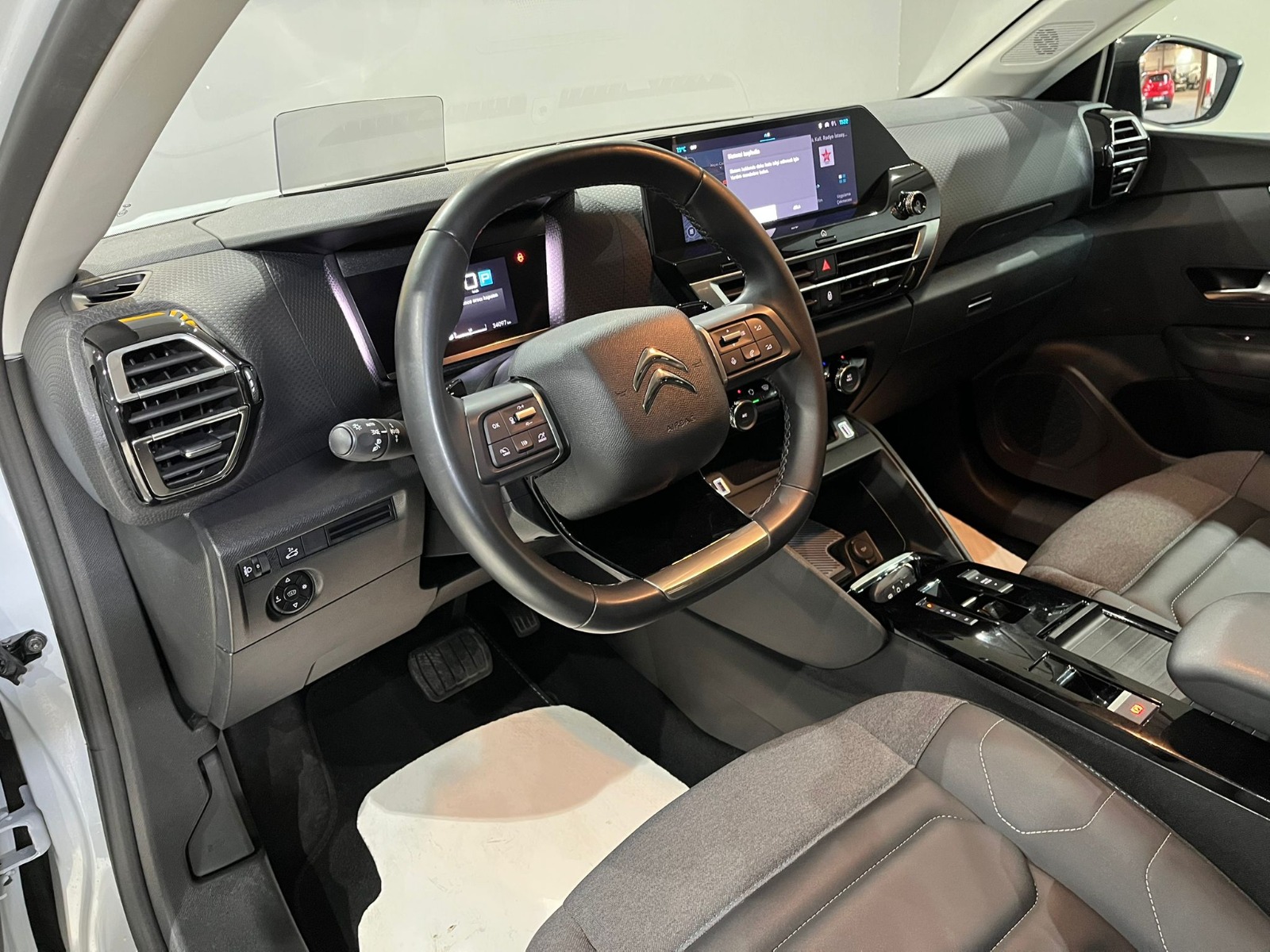 2024 Benzin Otomatik Citroen C4 X Beyaz Gürel Tasarım Aksesuar Otomotiv San. Tic. Ltd. Şti.